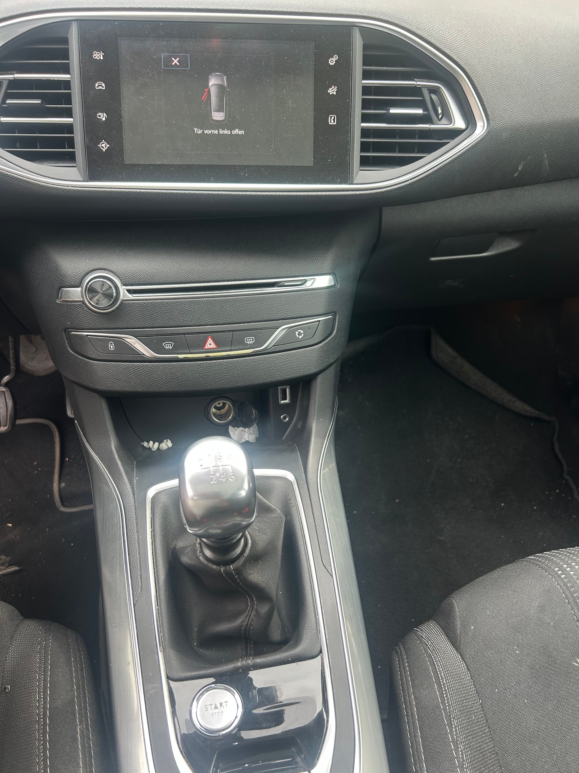 PEUGEOT 308 SW 2.0 BlueHDI GT Line-image-7