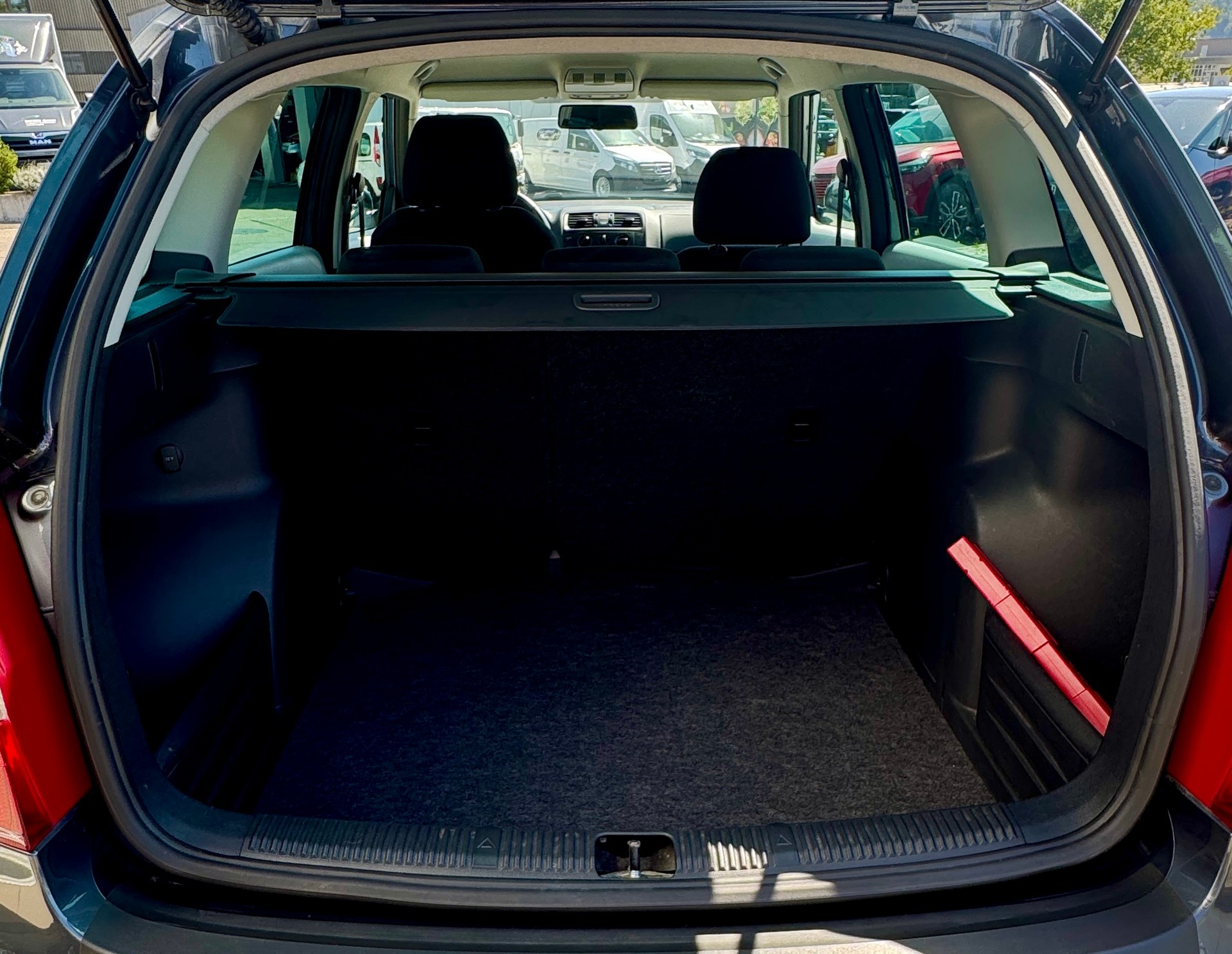 SKODA Fabia 1.2 TSI Ambiente DSG-image-5