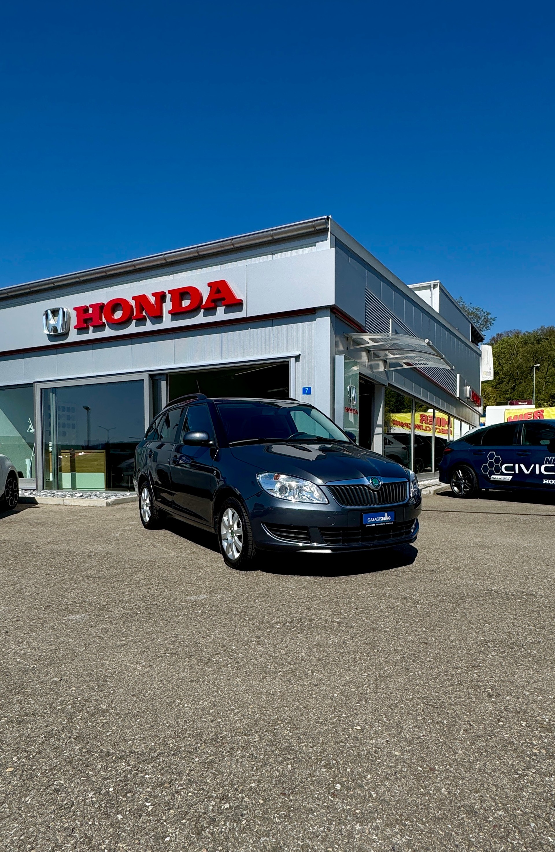 SKODA Fabia 1.2 TSI Ambiente DSG-image-0