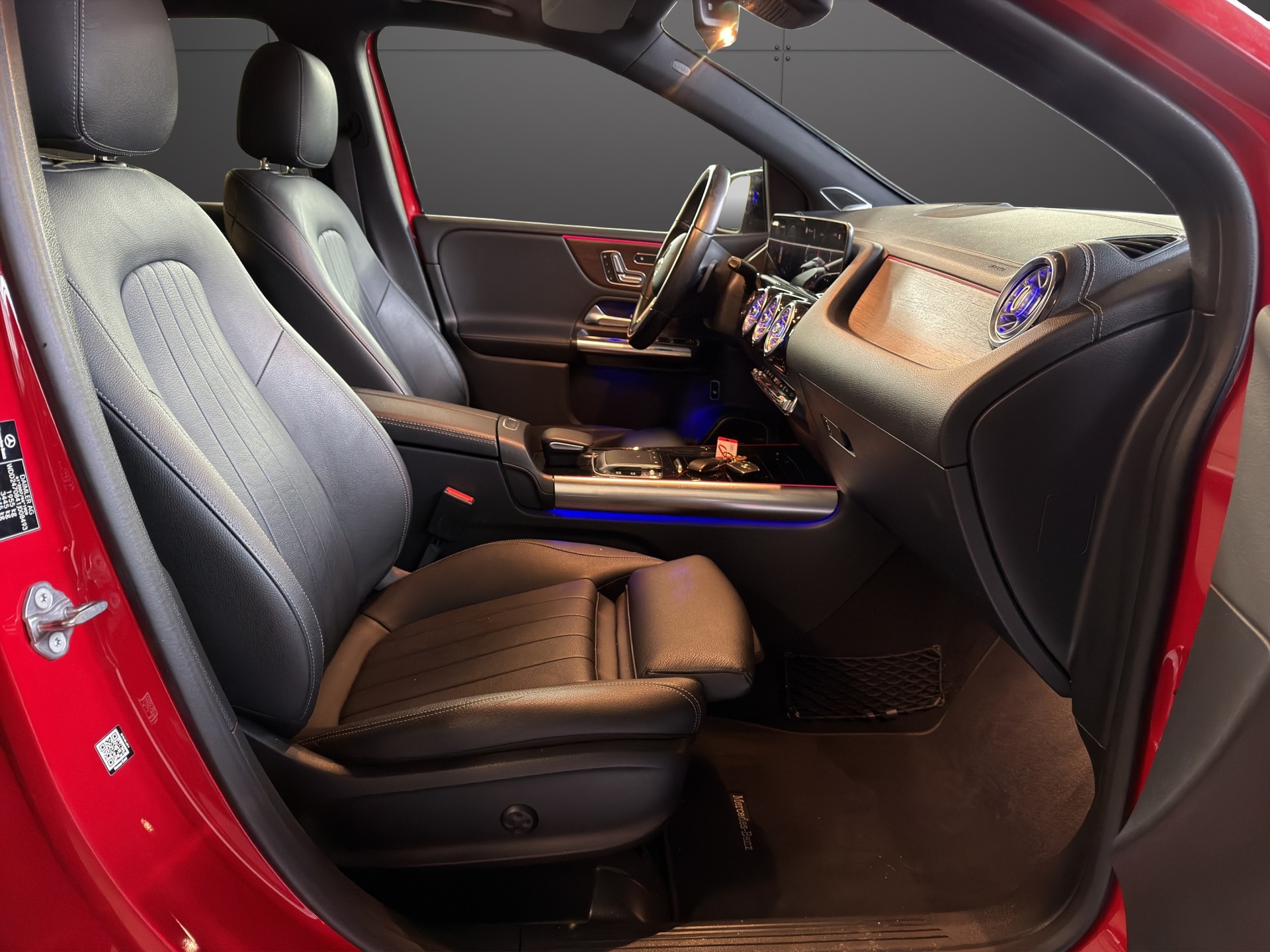 MERCEDES-BENZ B 180 Progressive 7G-DCT Hagelschaden-image-14