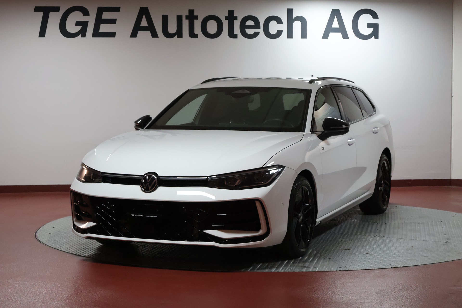 VW Passat Variant 2.0 TDI R-Line 4 Motion DSG