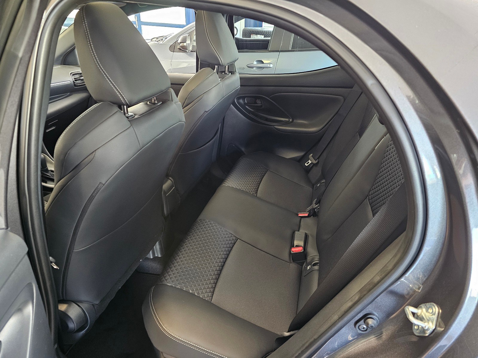 MAZDA 2 1.5 Hybrid Homura-image-11