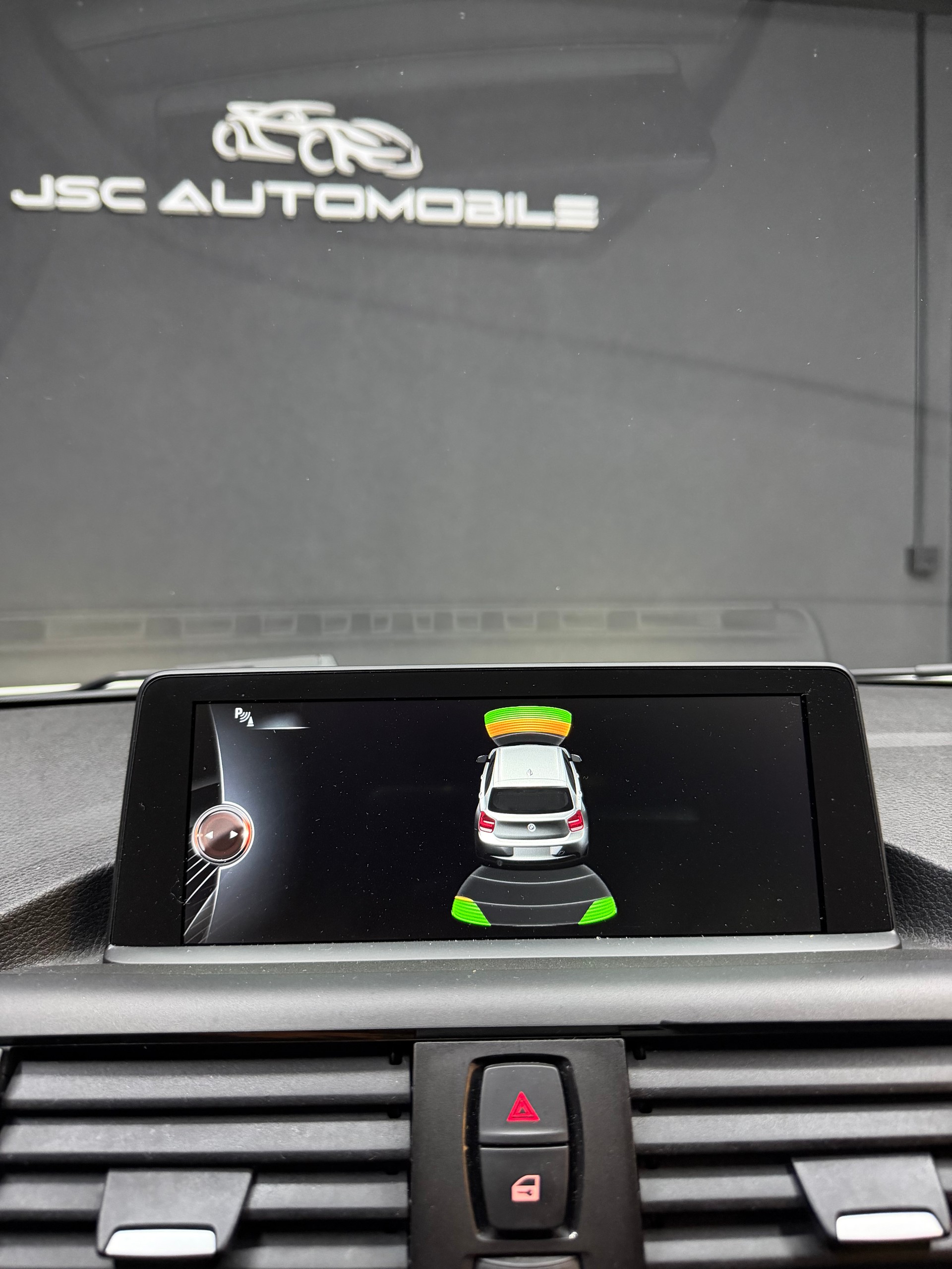 BMW 116i Sport Line Steptronic-image-24