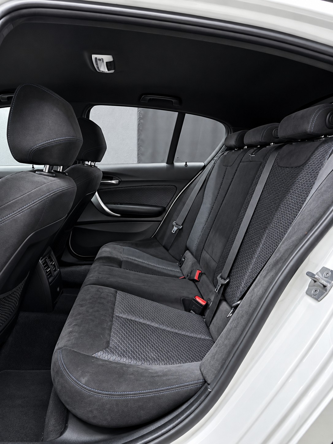 BMW 116i Sport Line Steptronic-image-12