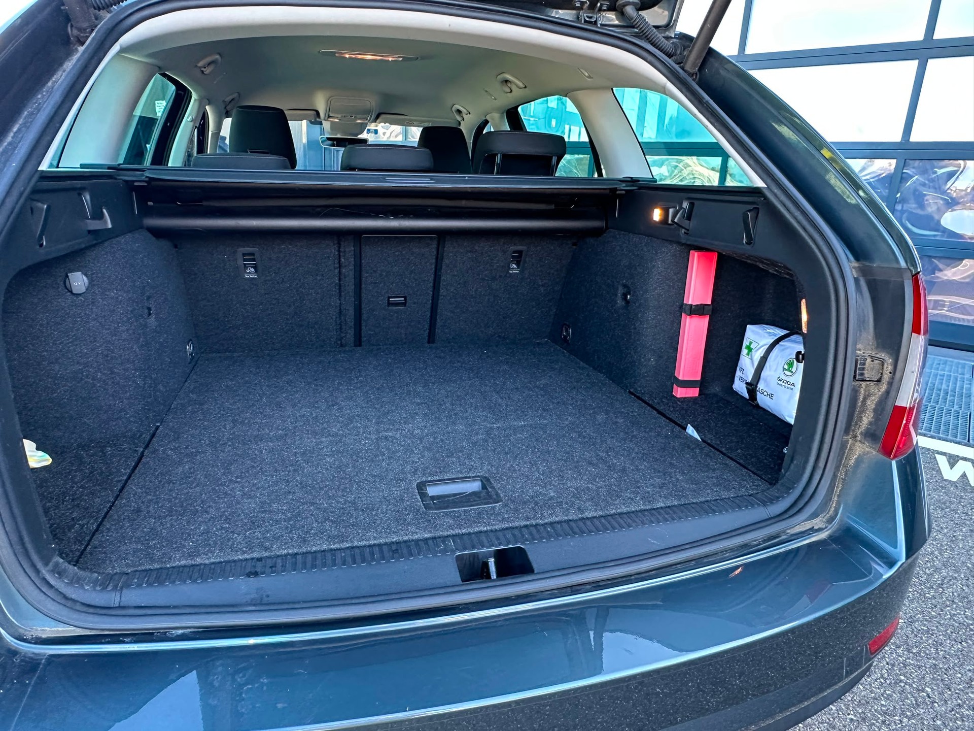 SKODA 1.5 TSI Soleil DSG-image-5