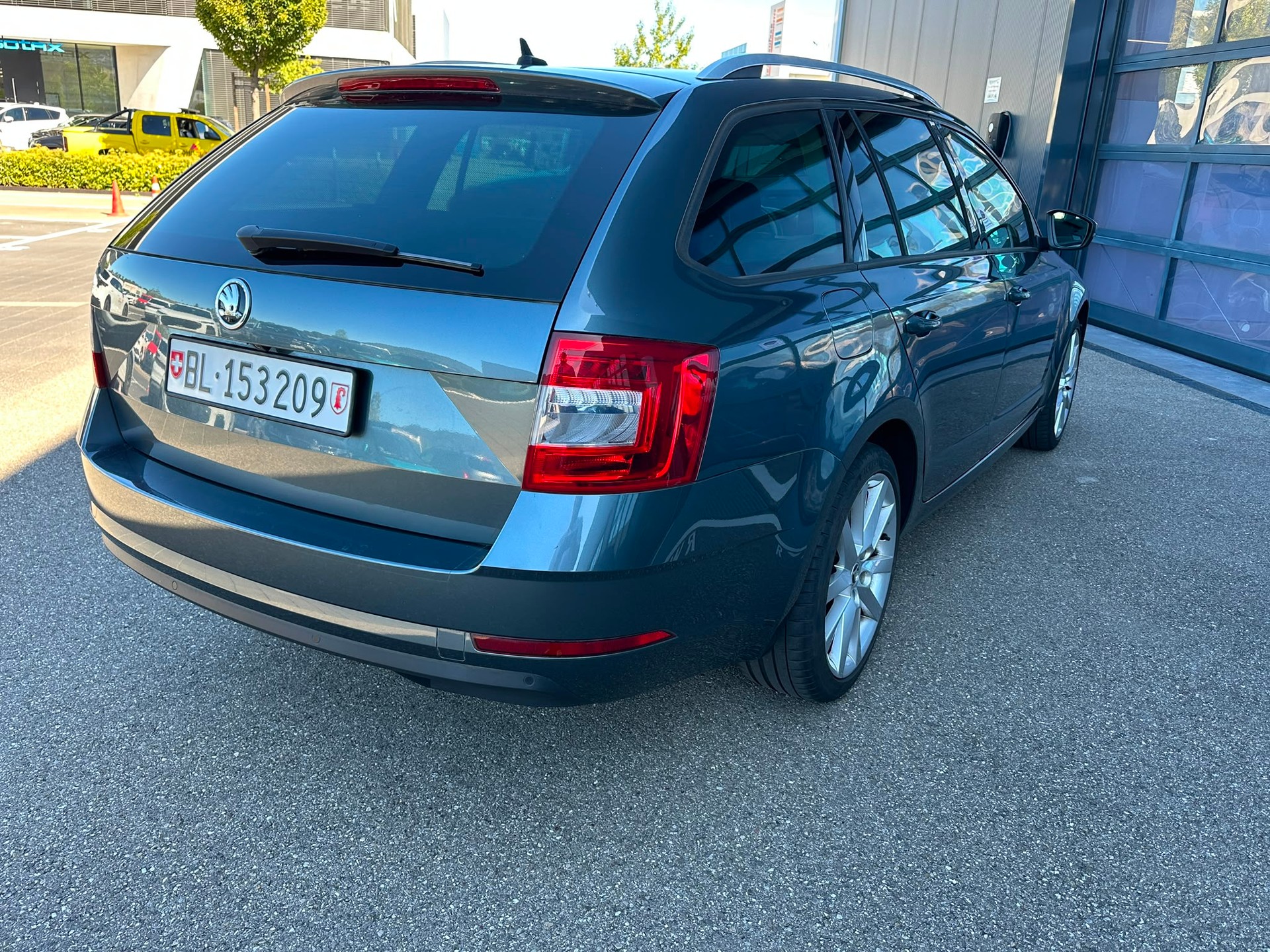 SKODA 1.5 TSI Soleil DSG-image-2