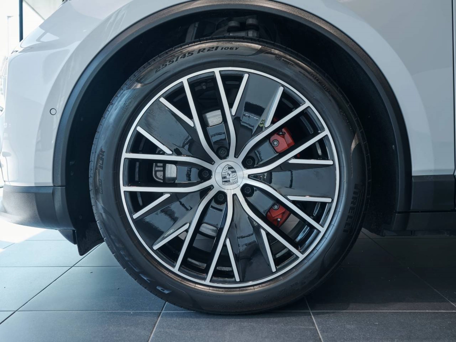 PORSCHE Macan 4S-image-30