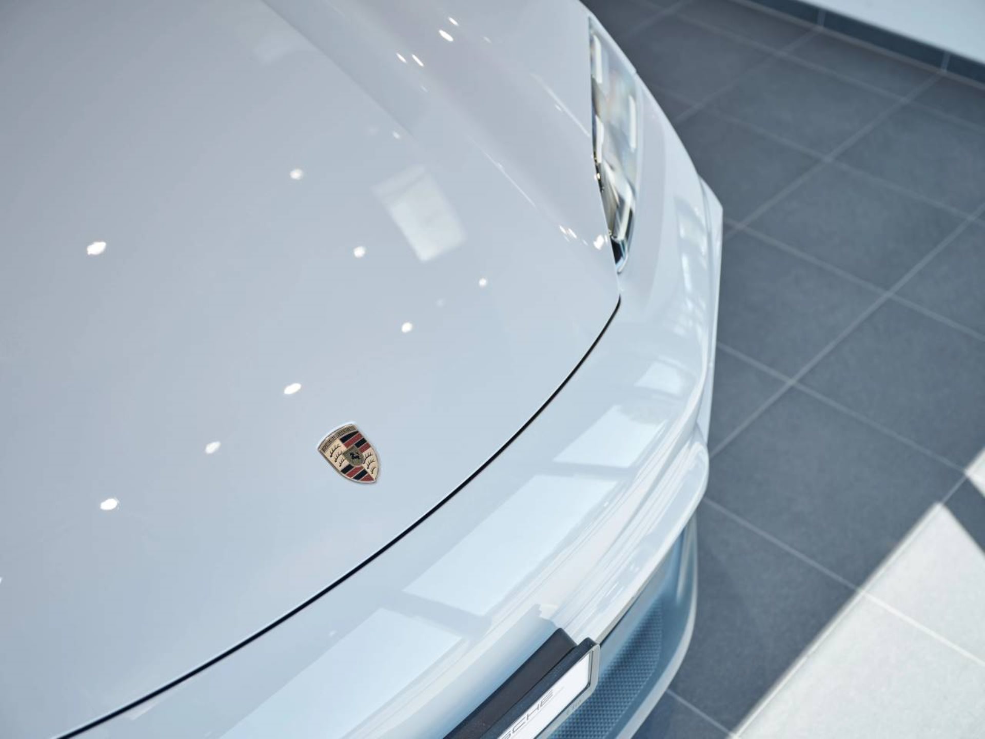 PORSCHE Macan 4S-image-25