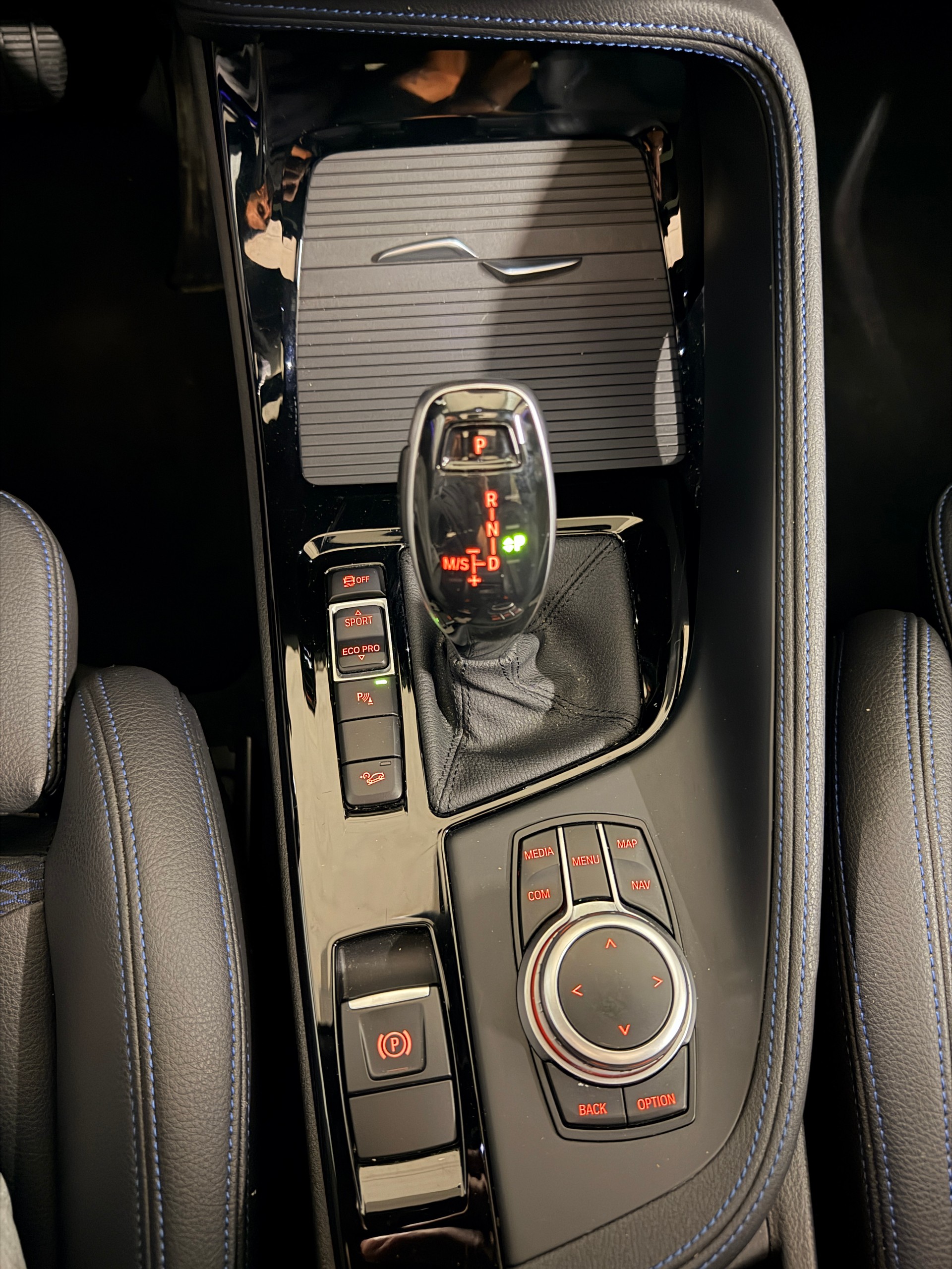 BMW X1 xDrive 18d M Sport Steptronic-image-12