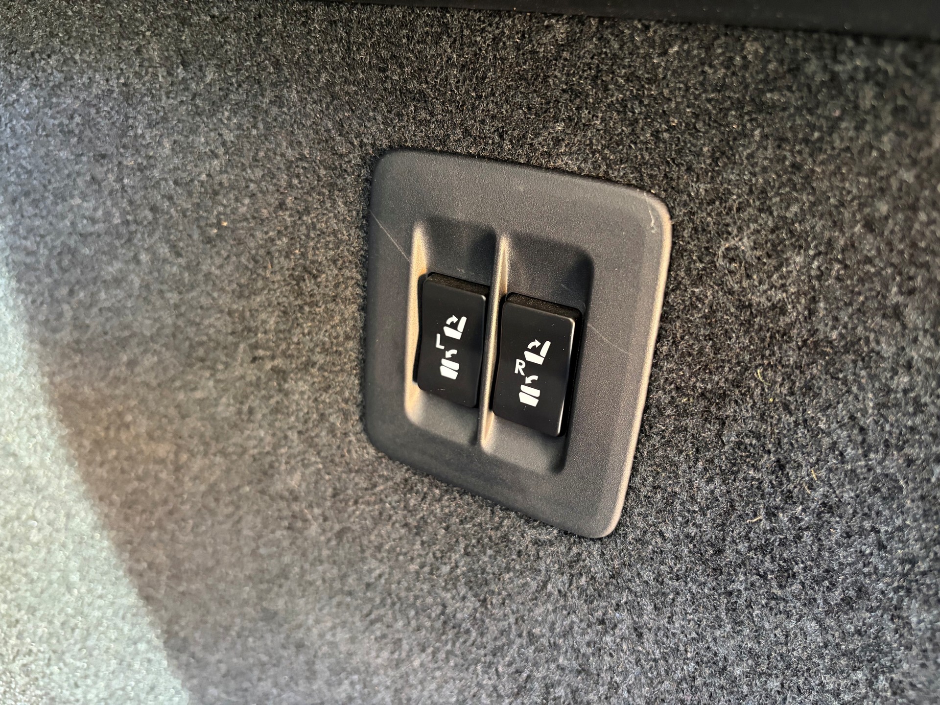 LEXUS RX 450h excellence AWD CVT-image-8