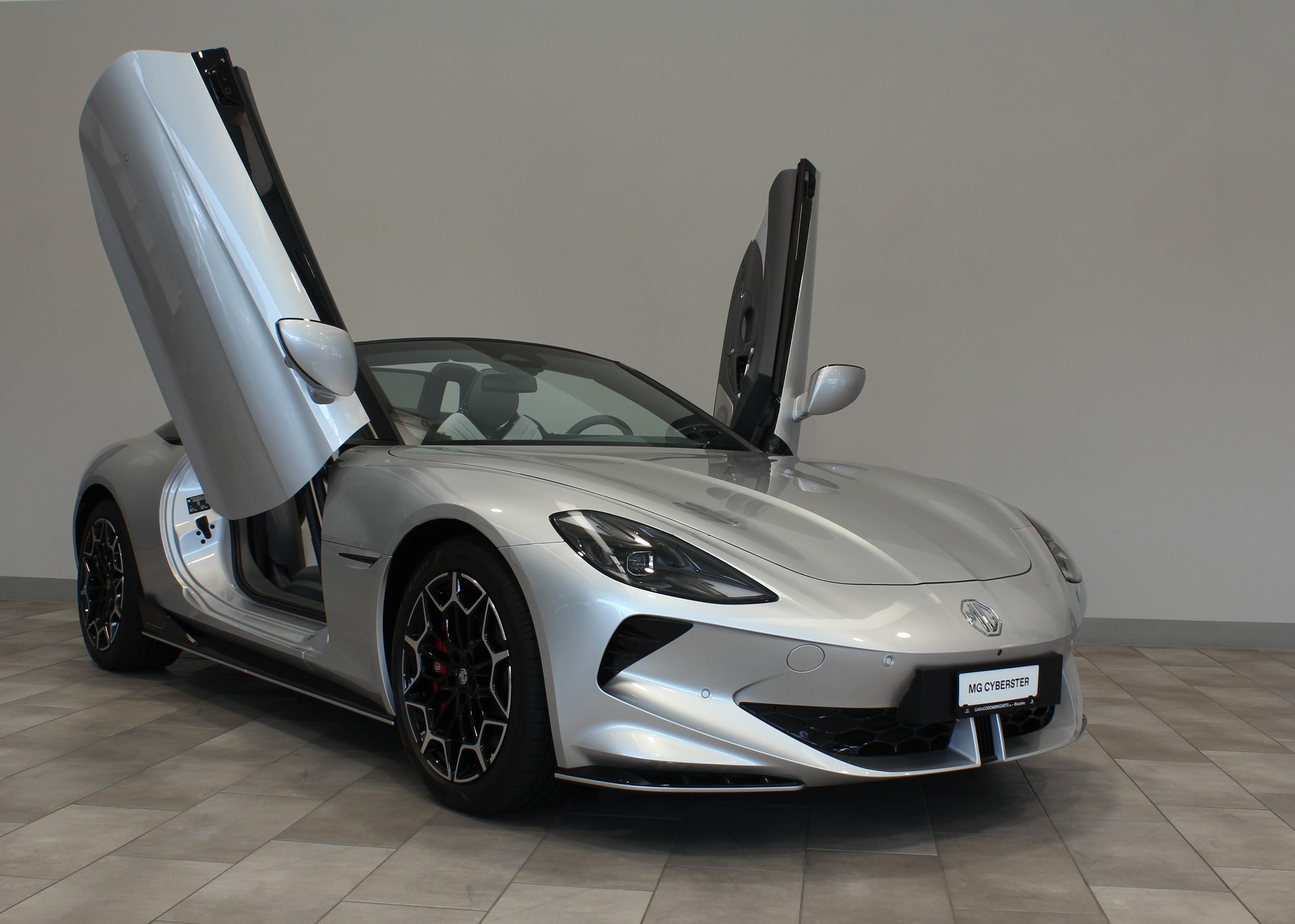 MG Cyberster 77 kWh-image-1