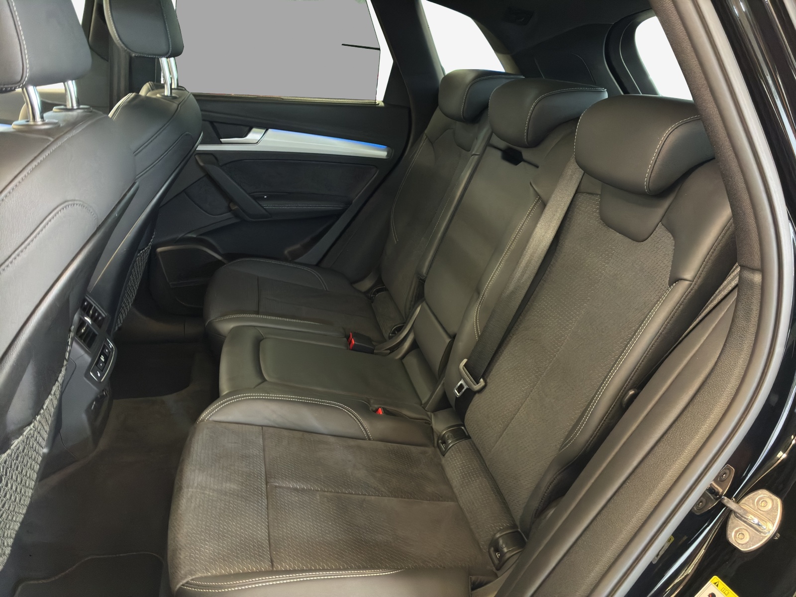 AUDI SQ5 TDI quattro tiptronic-image-11