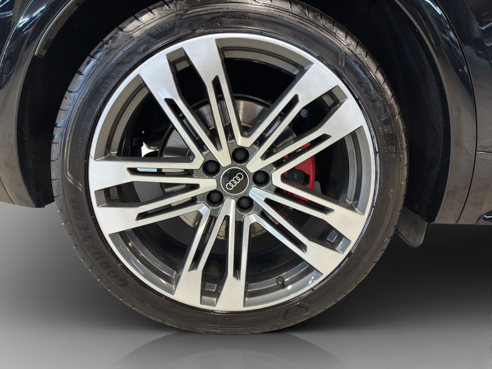 AUDI SQ5 TDI quattro tiptronic-image-13