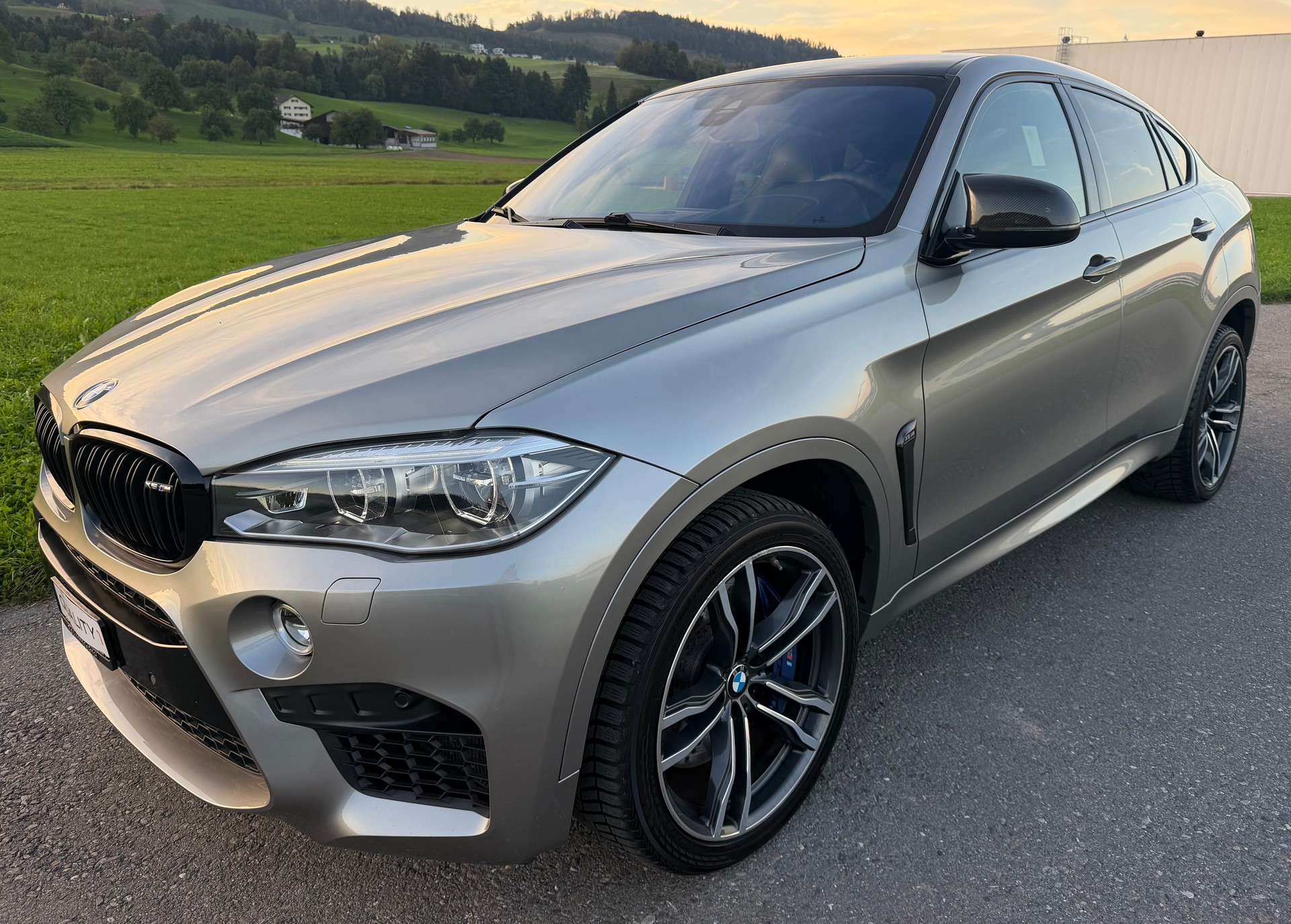 BMW X6M Steptronic-image-1
