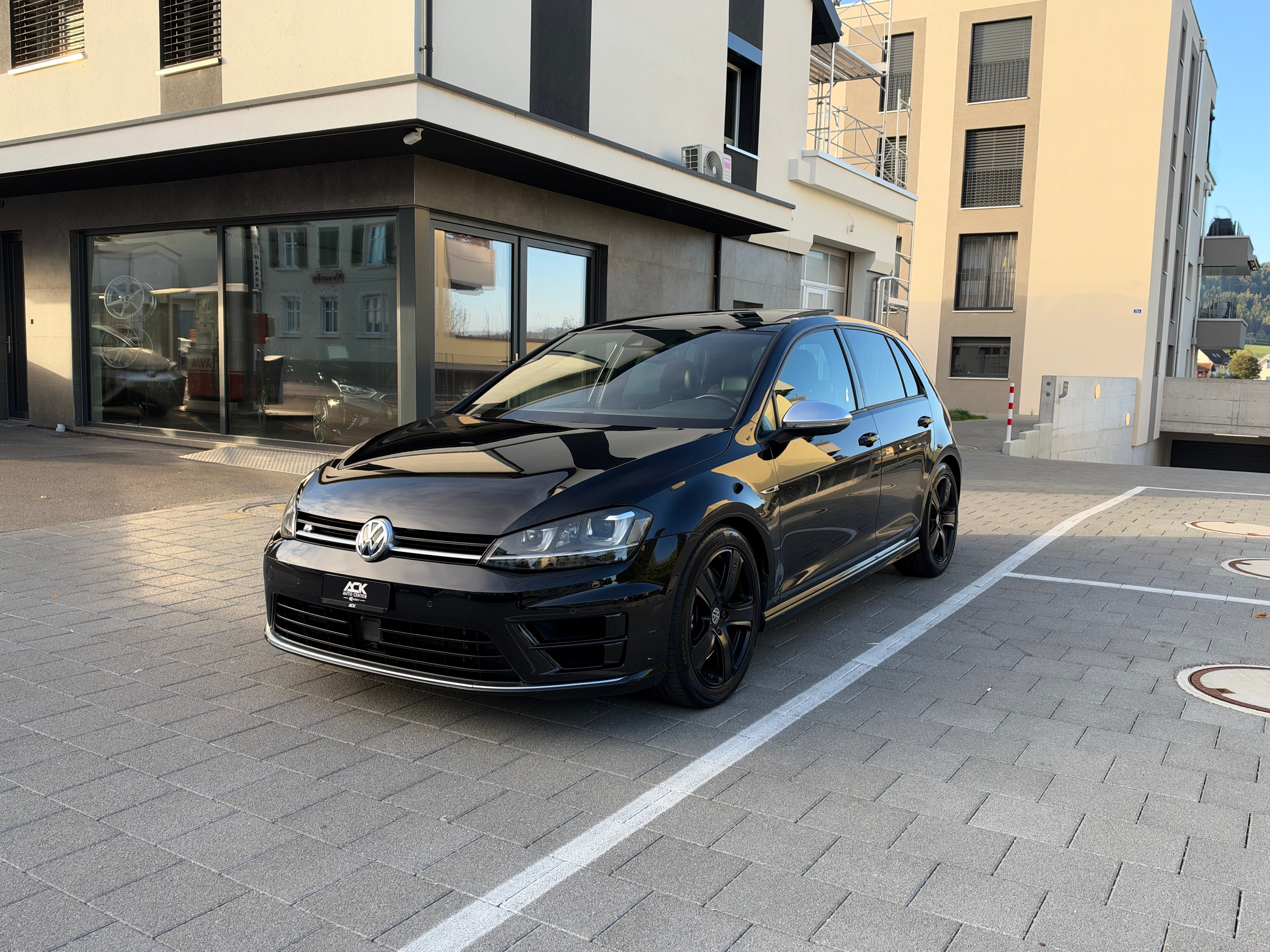 Car photo