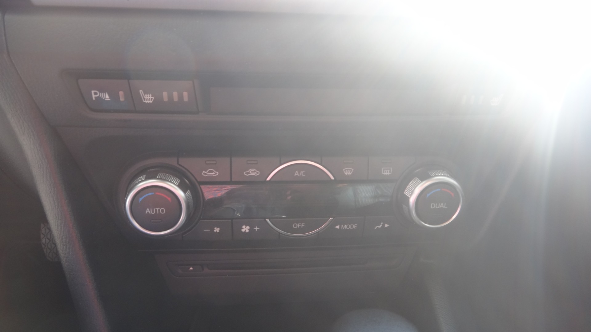 MAZDA 3 2.0 16V Revolution Activematic-image-4