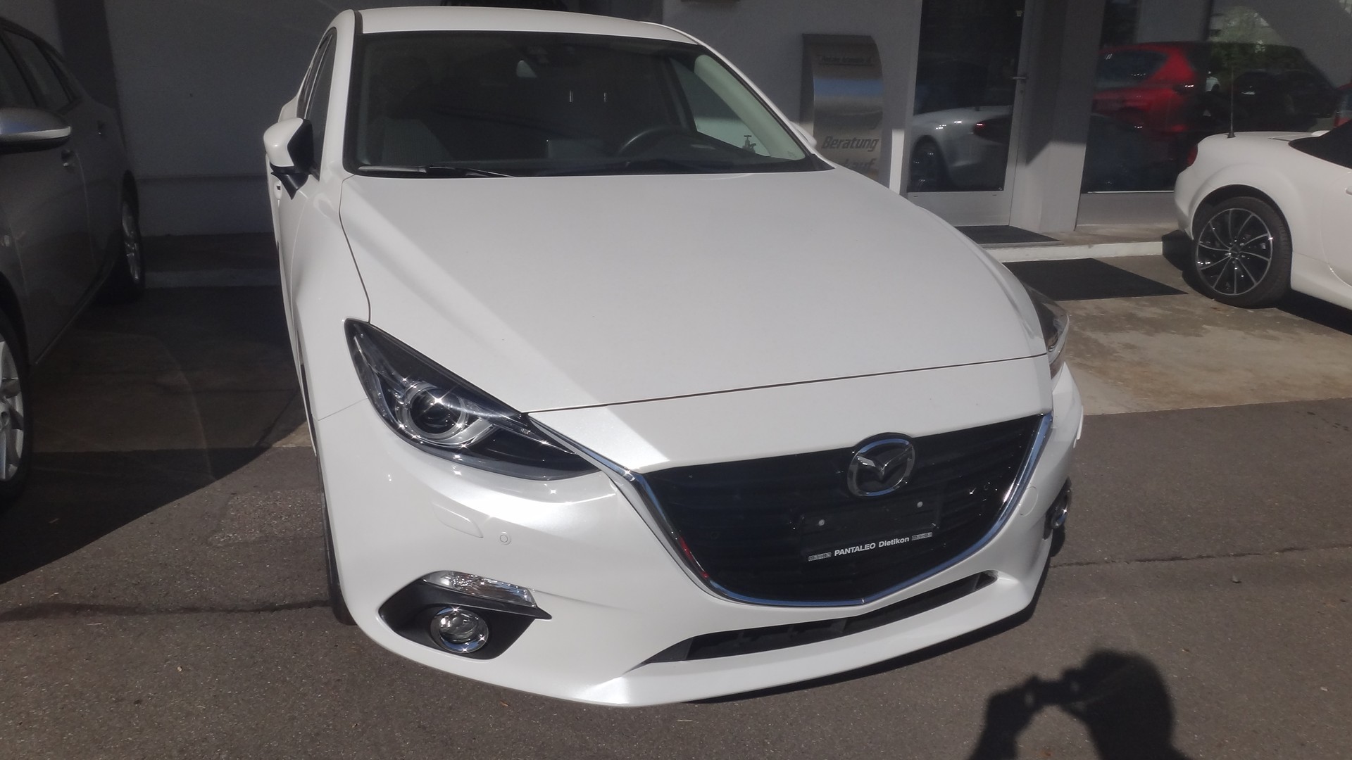 MAZDA 3 2.0 16V Revolution Activematic-image-1