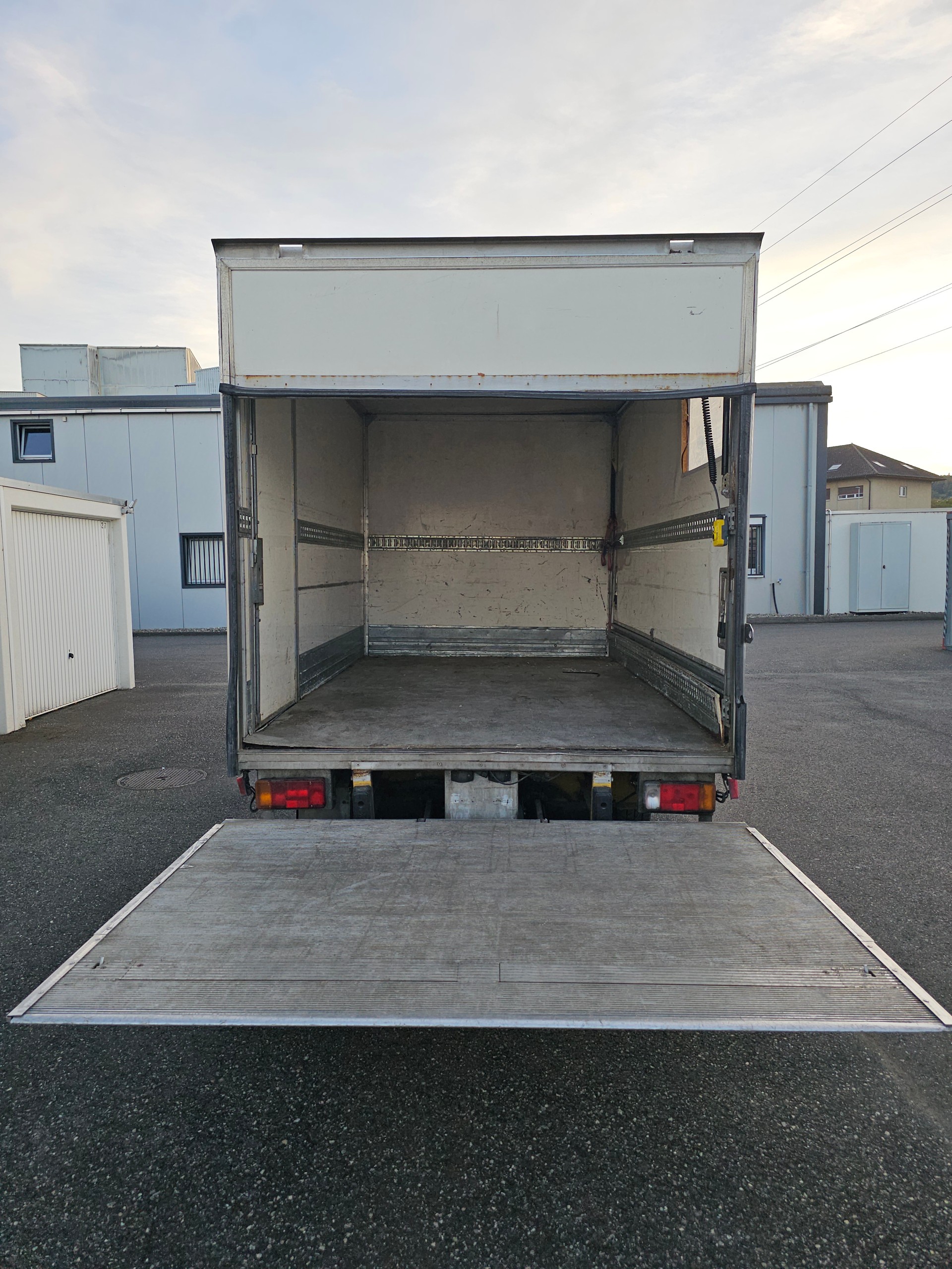 RENAULT Master T35 2.5dCi 2CCL13U-image-8
