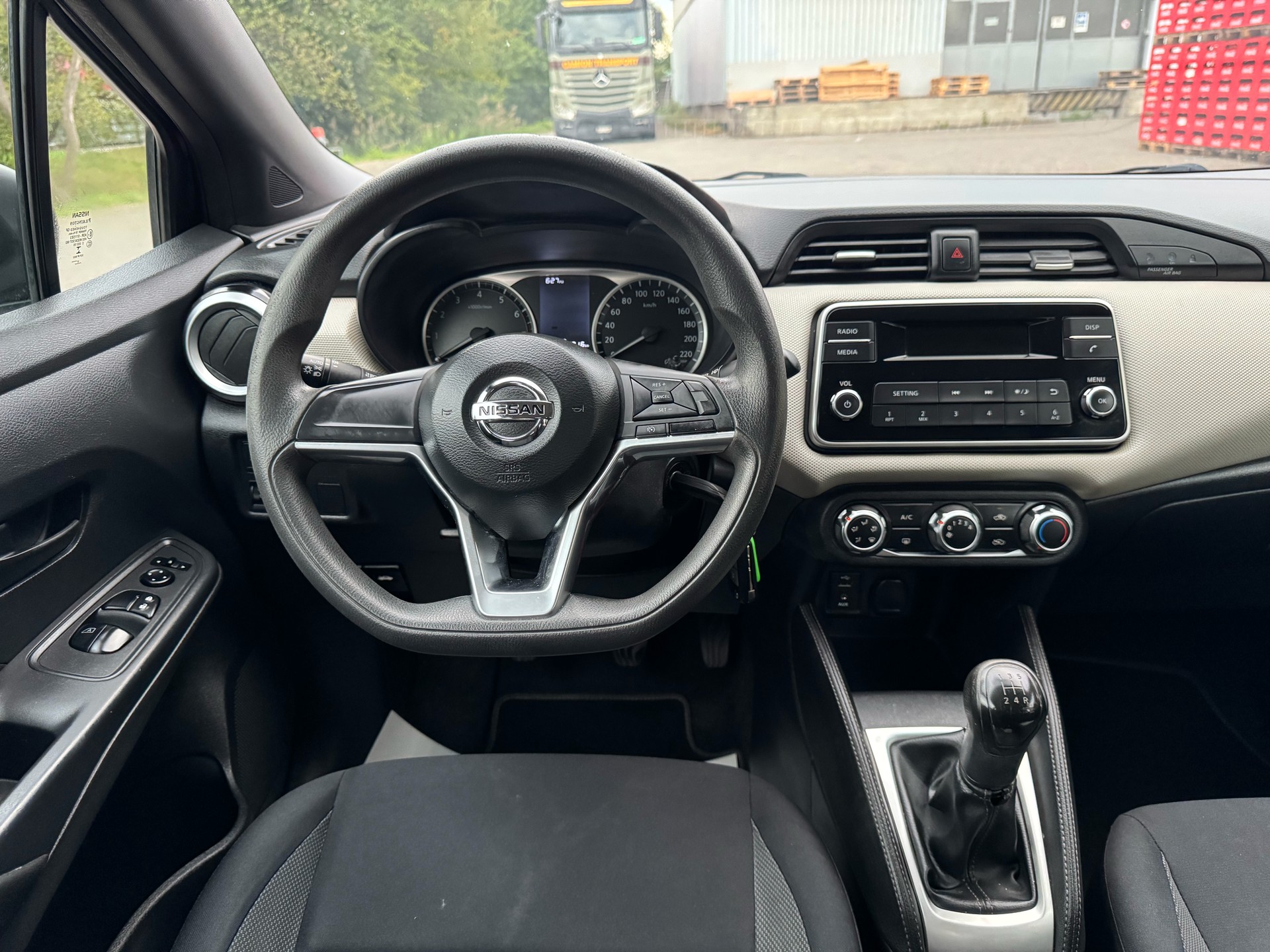 NISSAN Micra 1.0 acenta-image-15