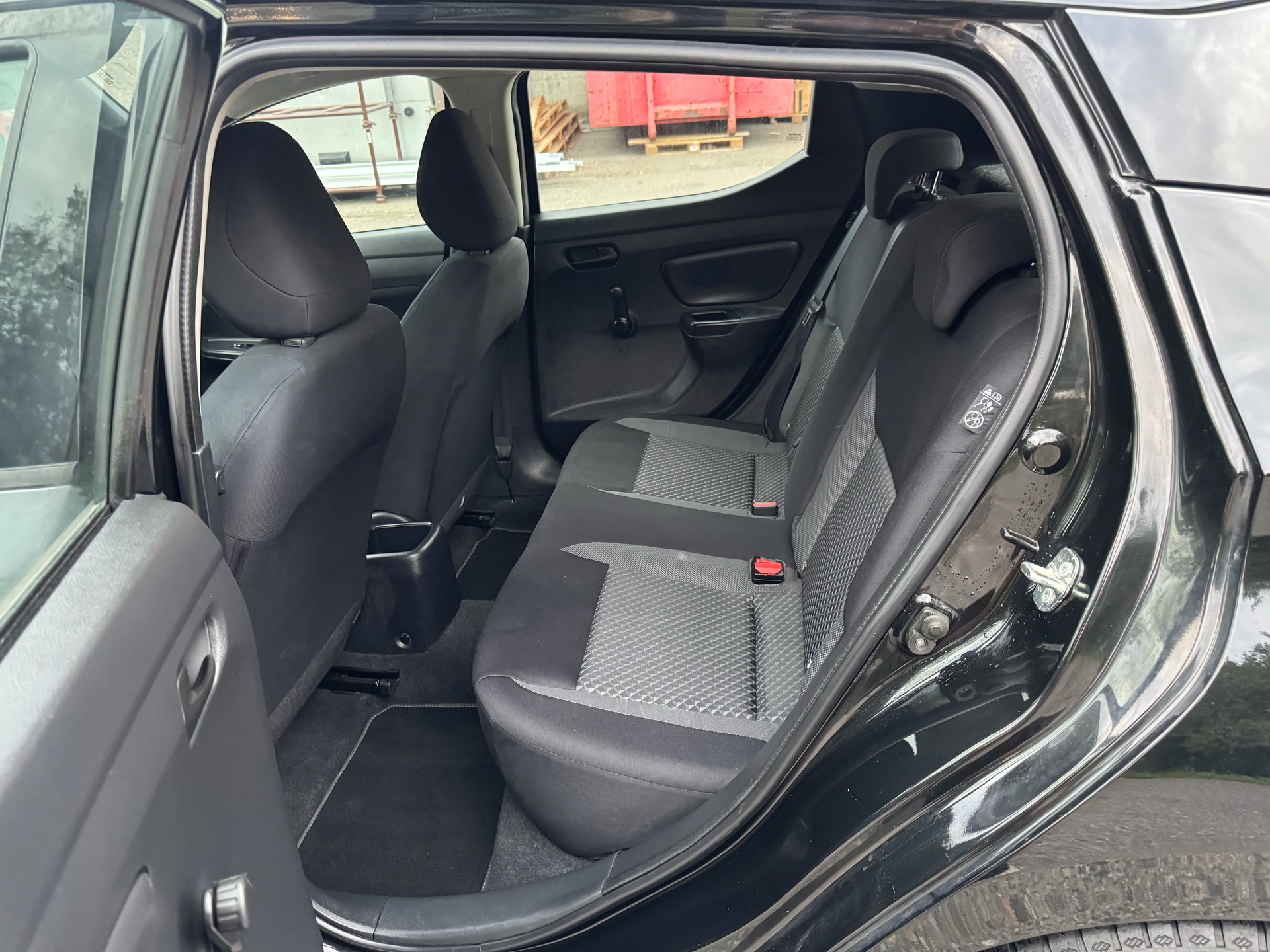 NISSAN Micra 1.0 acenta-image-14