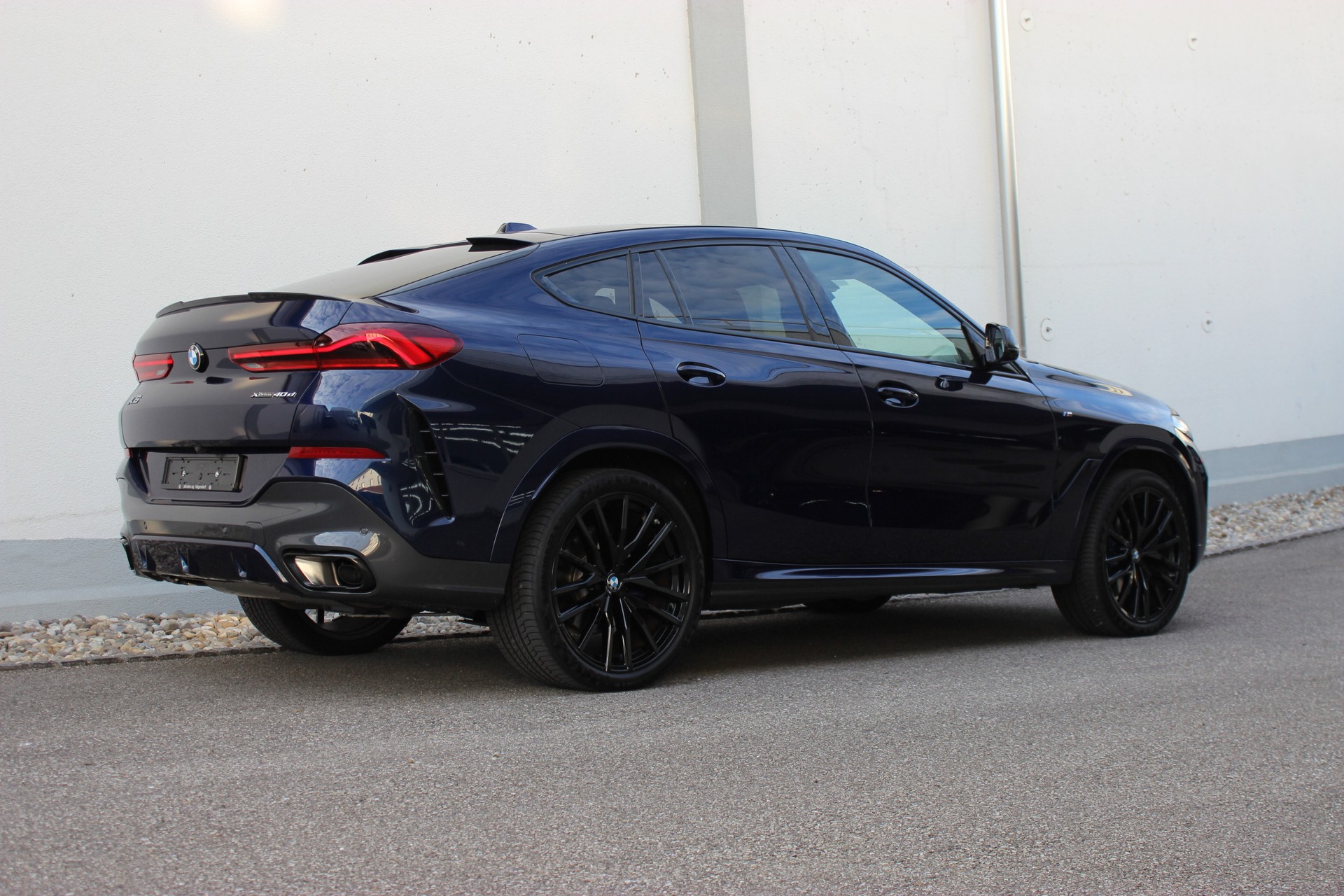 BMW X6 xDrive 48V 40d M Sport Pro Individual Tansanitblau Metallic Bowers & Wilkins 🎉1.88%-LEASINGAKTION🎉-showroom-element-2