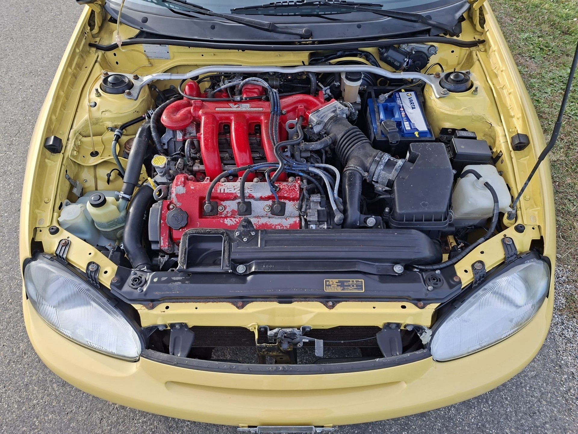 MAZDA MX-3 1.8i-24-image-15