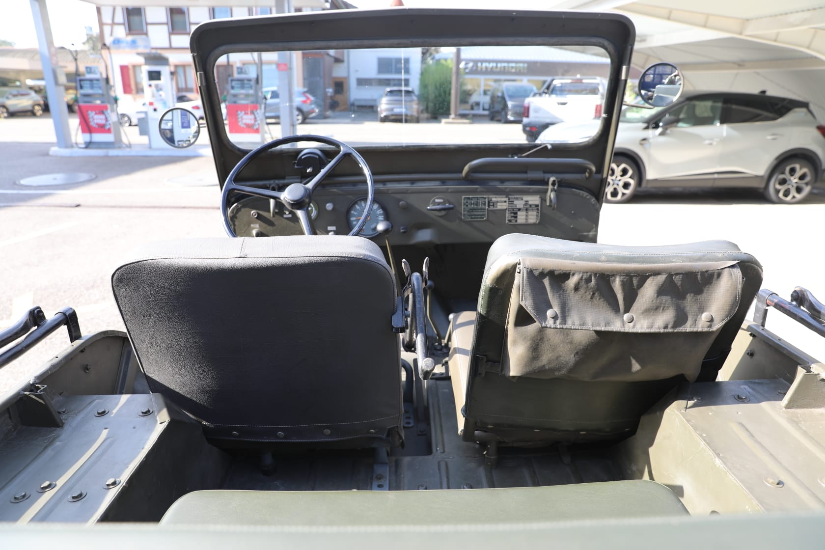 KAISER Jeep CJ-3B 12V-image-15