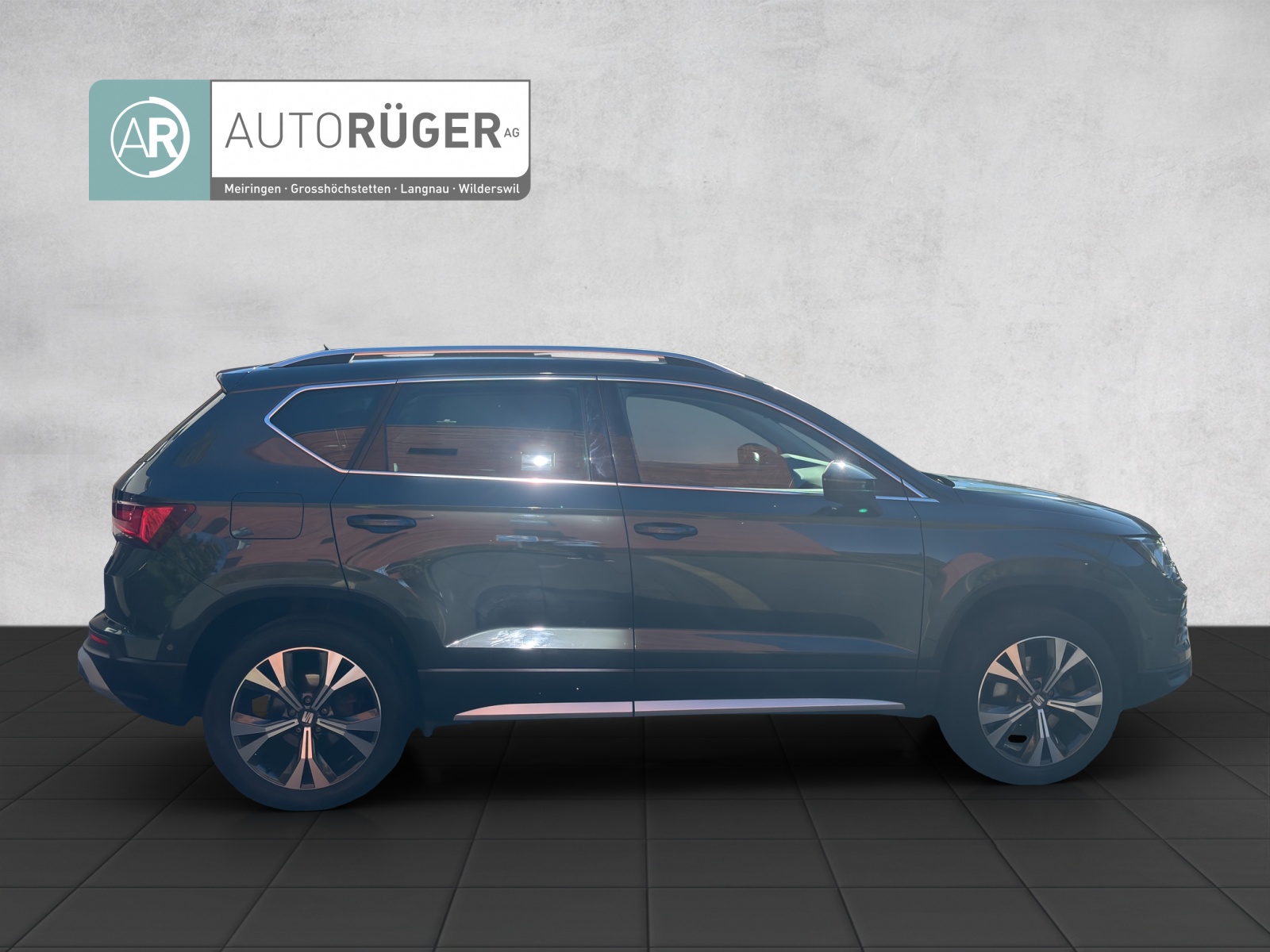 SEAT Ateca 2.0 TSI Hola Xperience DSG 4Drive-image-6