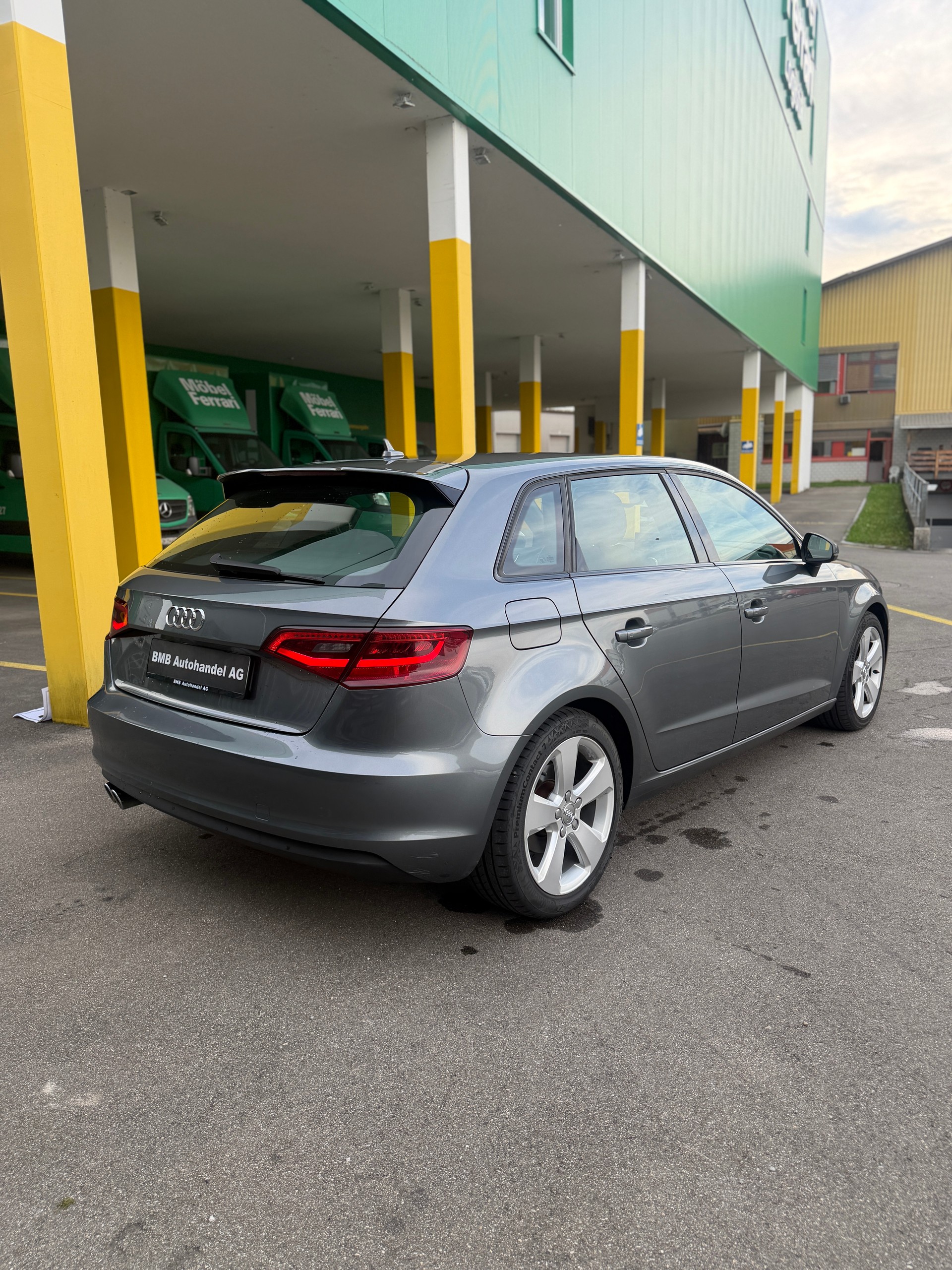 AUDI A3 Sportback 2.0 TDI Ambiente quattro S-tronic-image-6