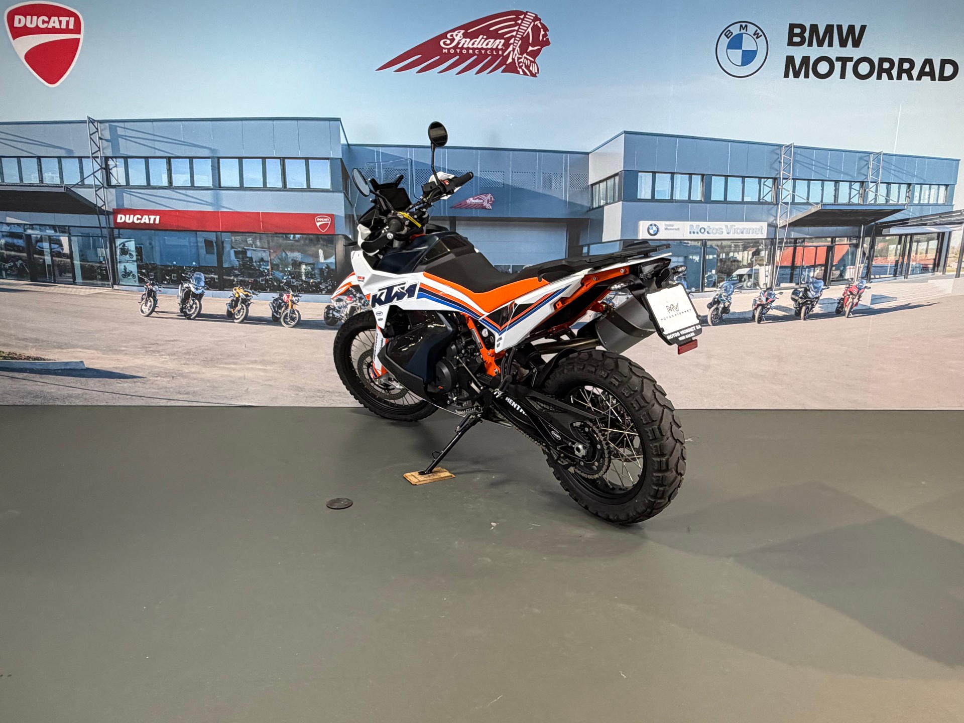 KTM 890 Adventure R-showroom-element-3