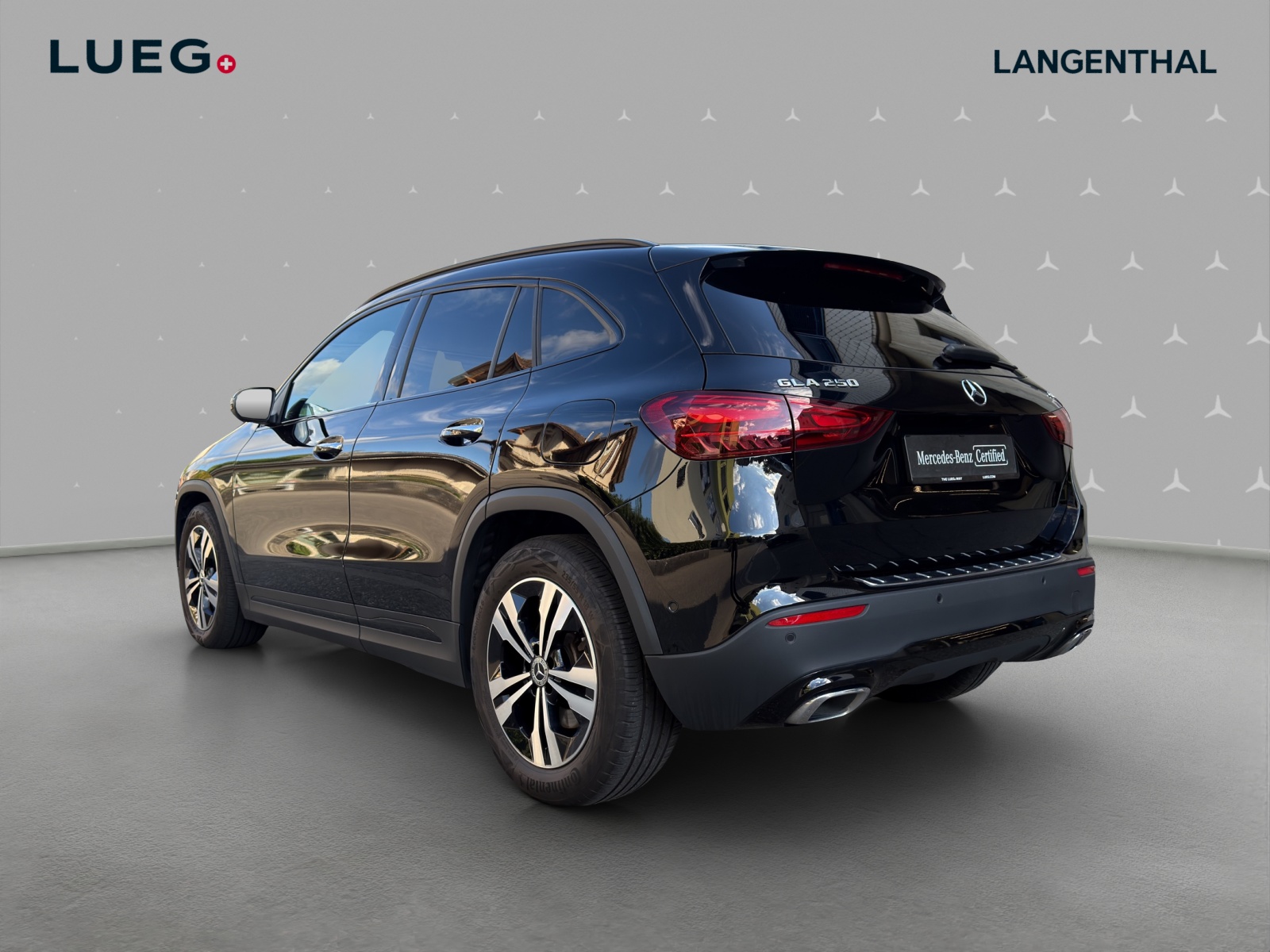 MERCEDES-BENZ GLA 250 4Matic 8G-DCT Swiss Star-image-2
