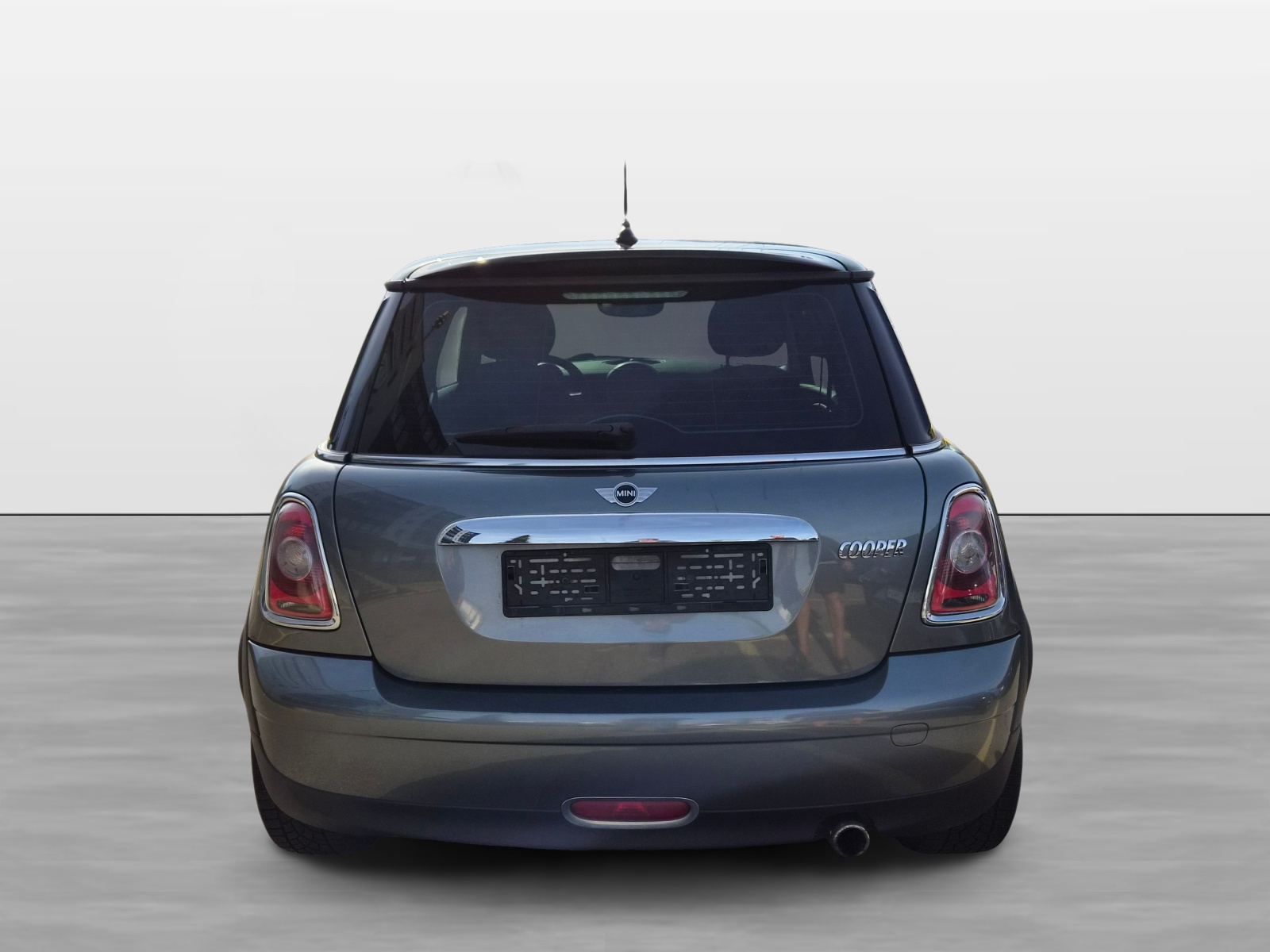 MINI Cooper Steptronic-image-5