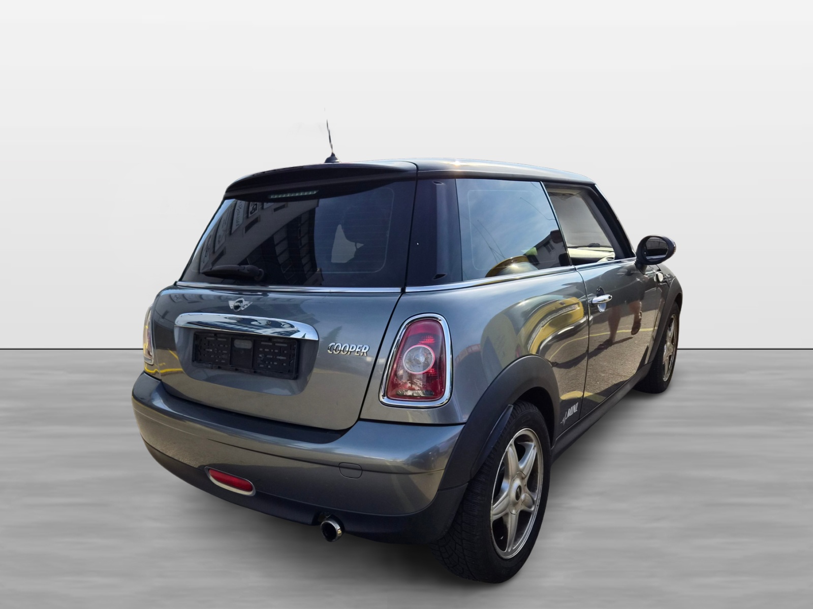 MINI Cooper Steptronic-image-4