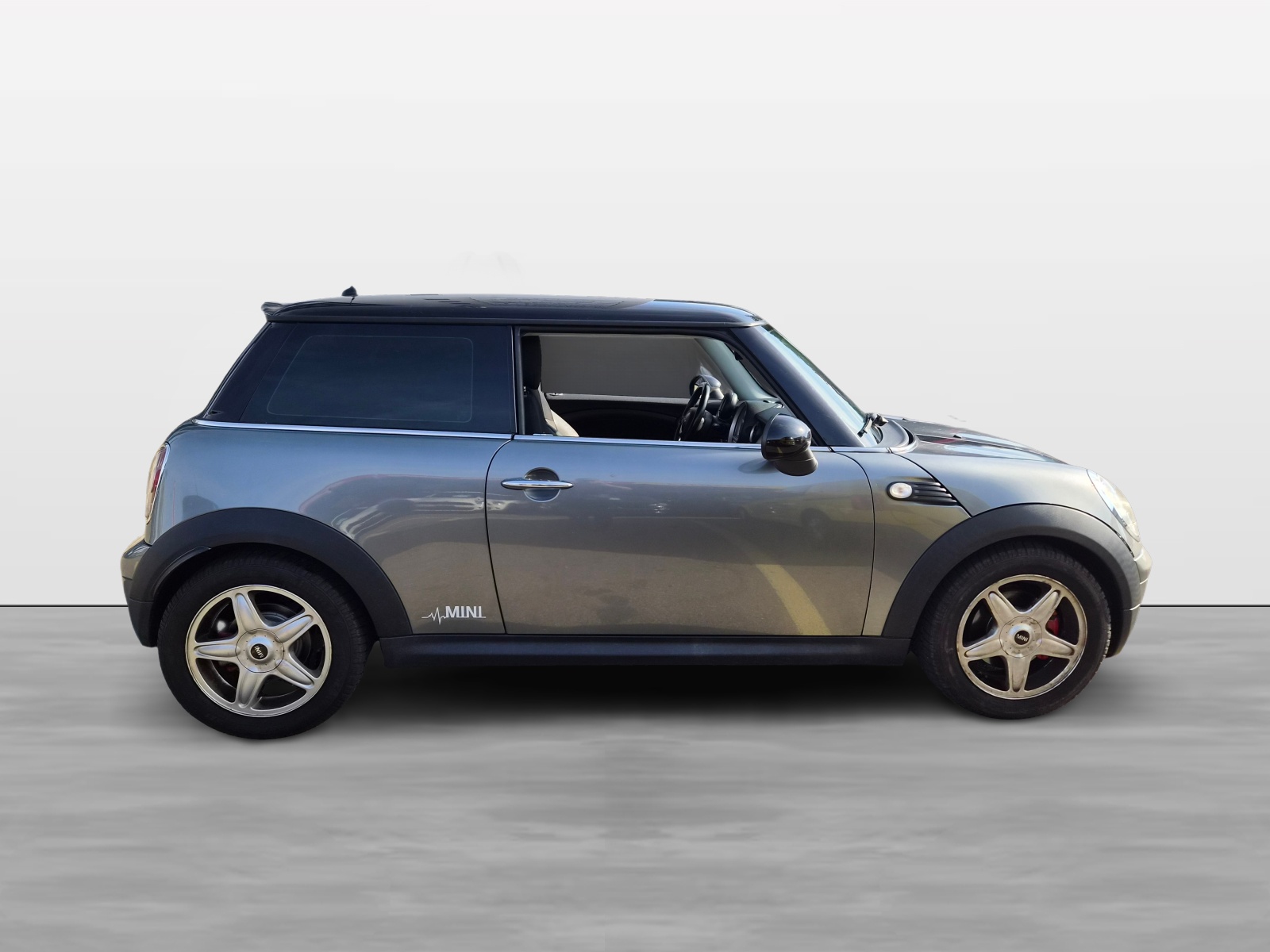 MINI Cooper Steptronic-image-3