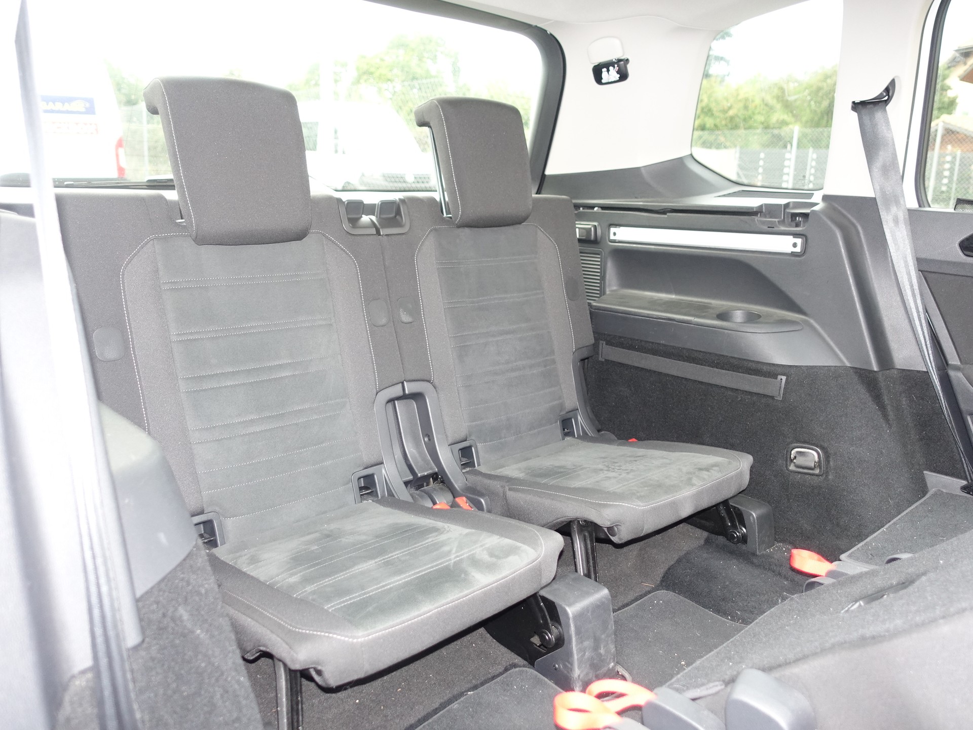 VW Touran 1.4 TSI BlueMotion Technology Highline DSG-image-18