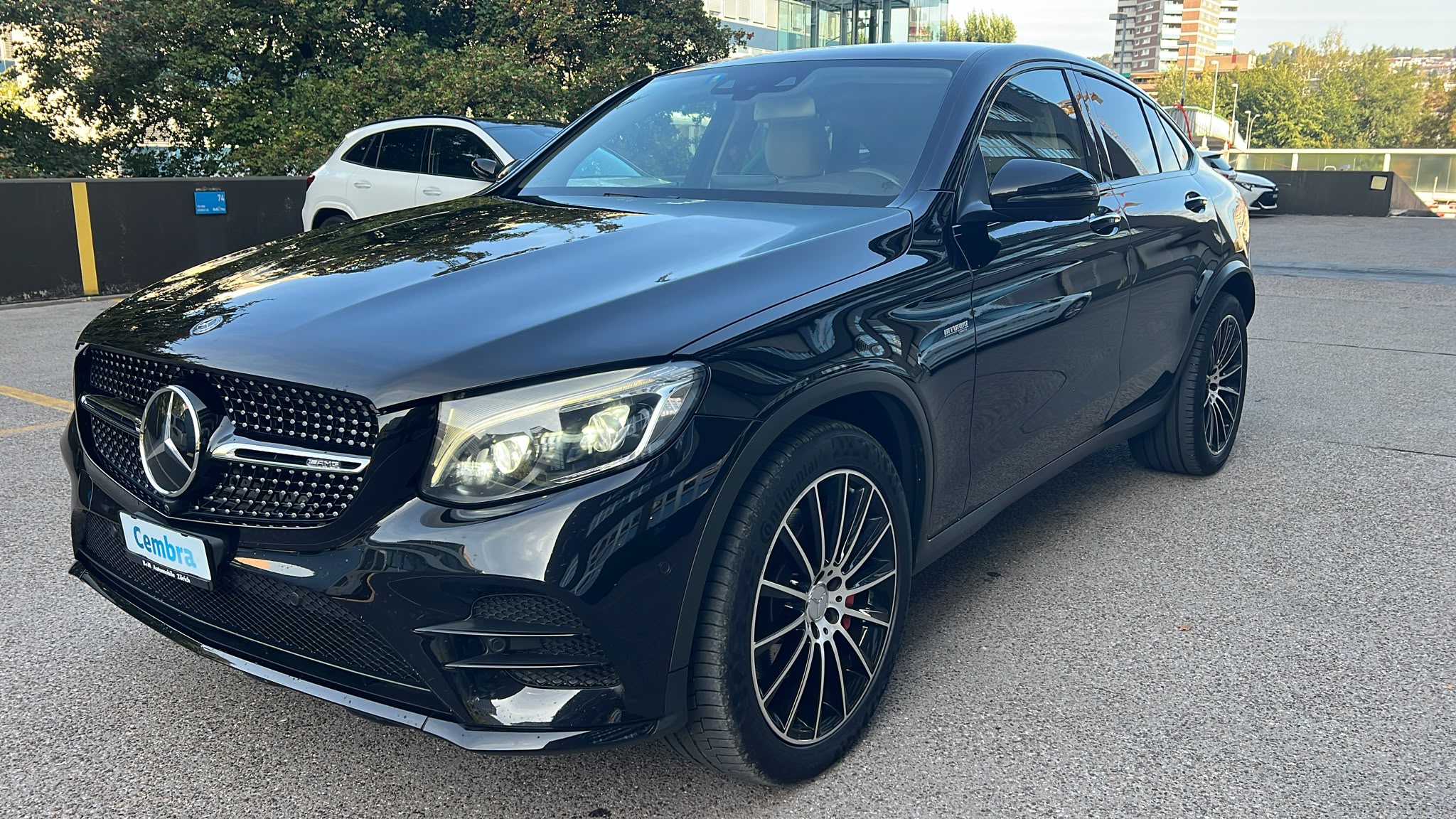 Car photo