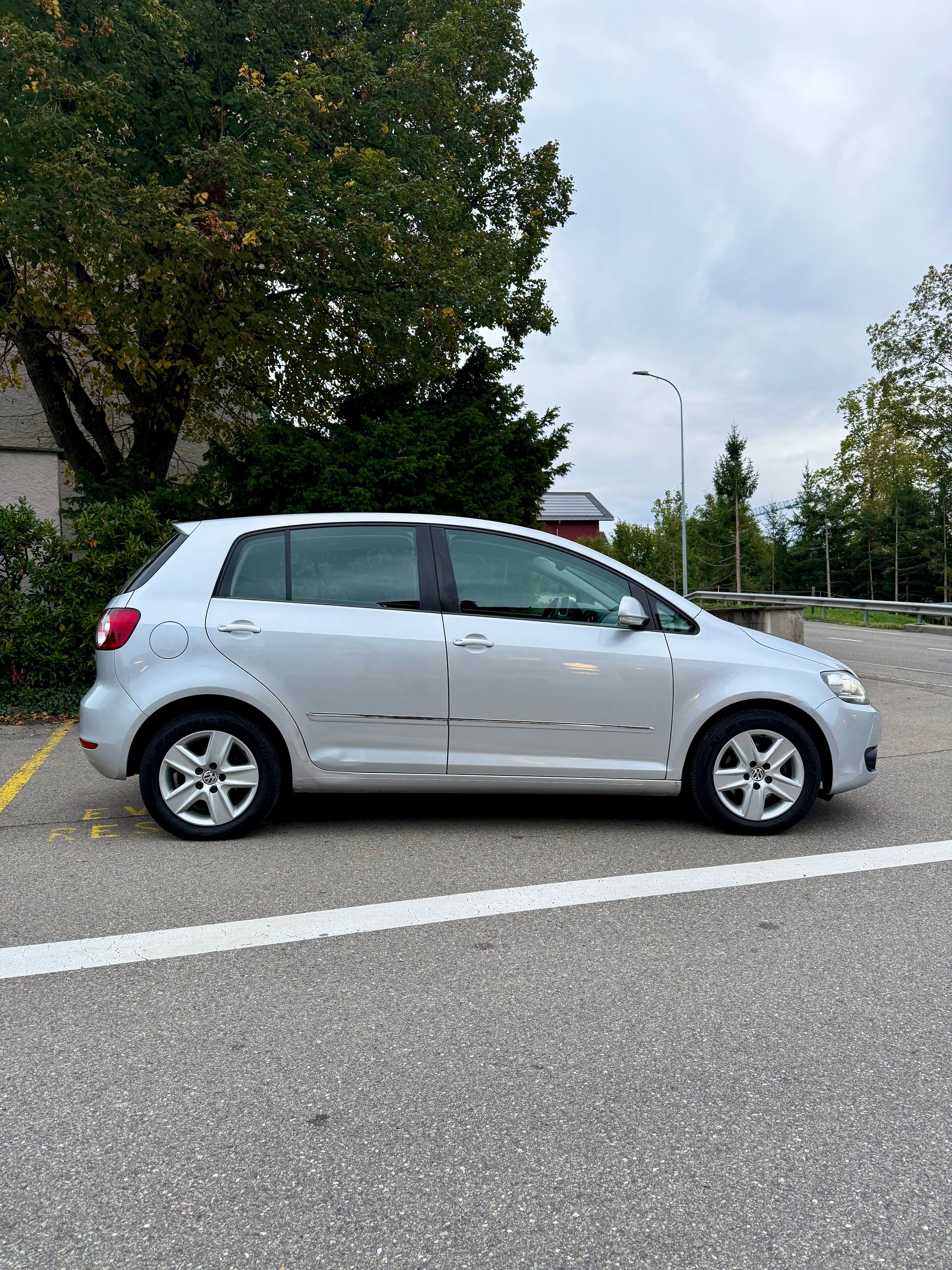 VW Golf Plus 1.4 TSI Comfortline DSG-image-4