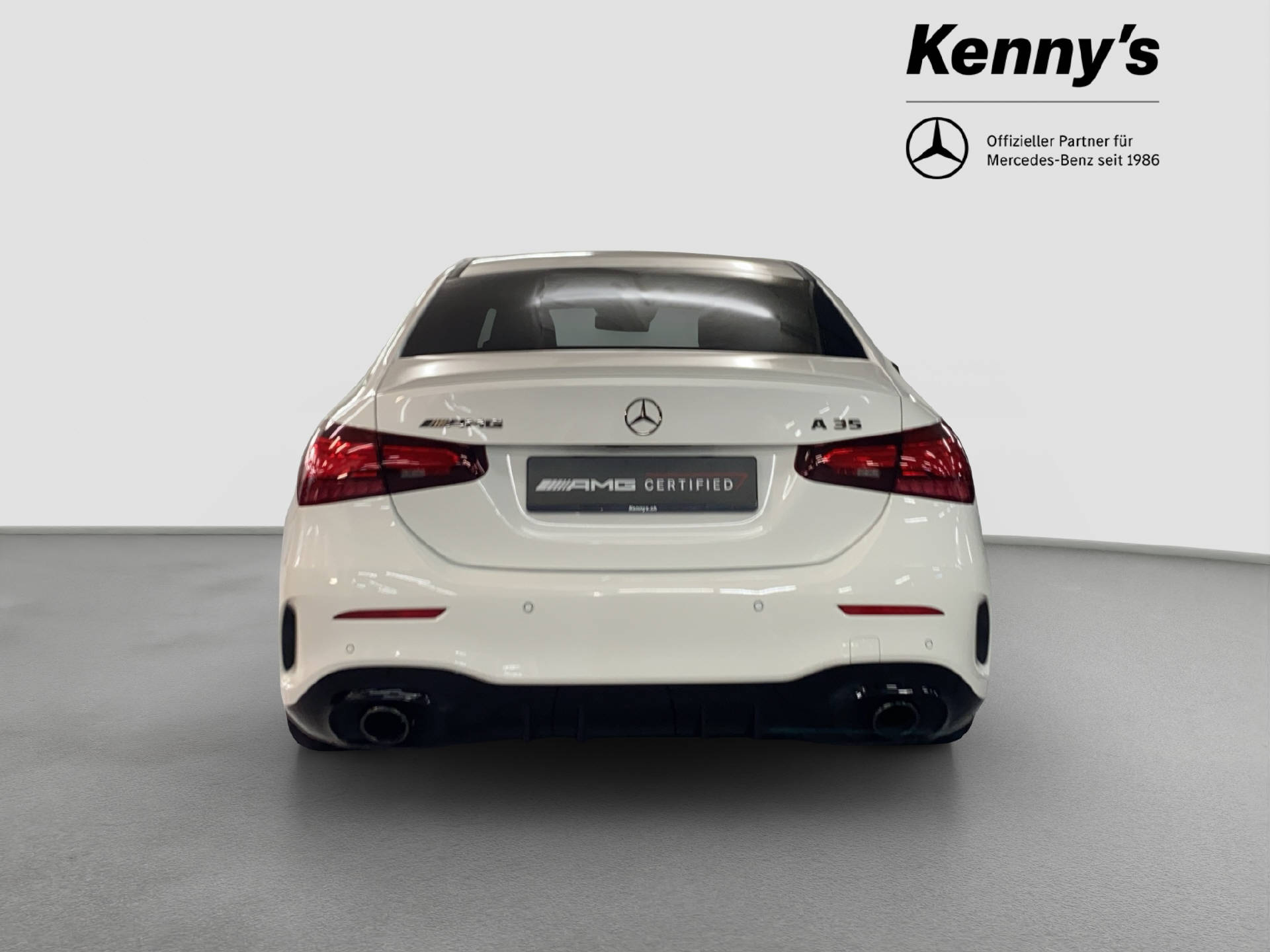MERCEDES-BENZ A 35 AMG 4MATIC Limousine-image-4