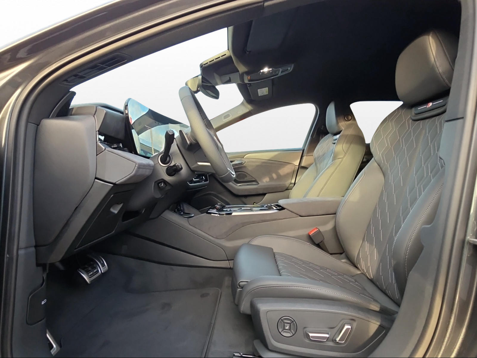 AUDI A6 Avant e-tron quattro-image-6