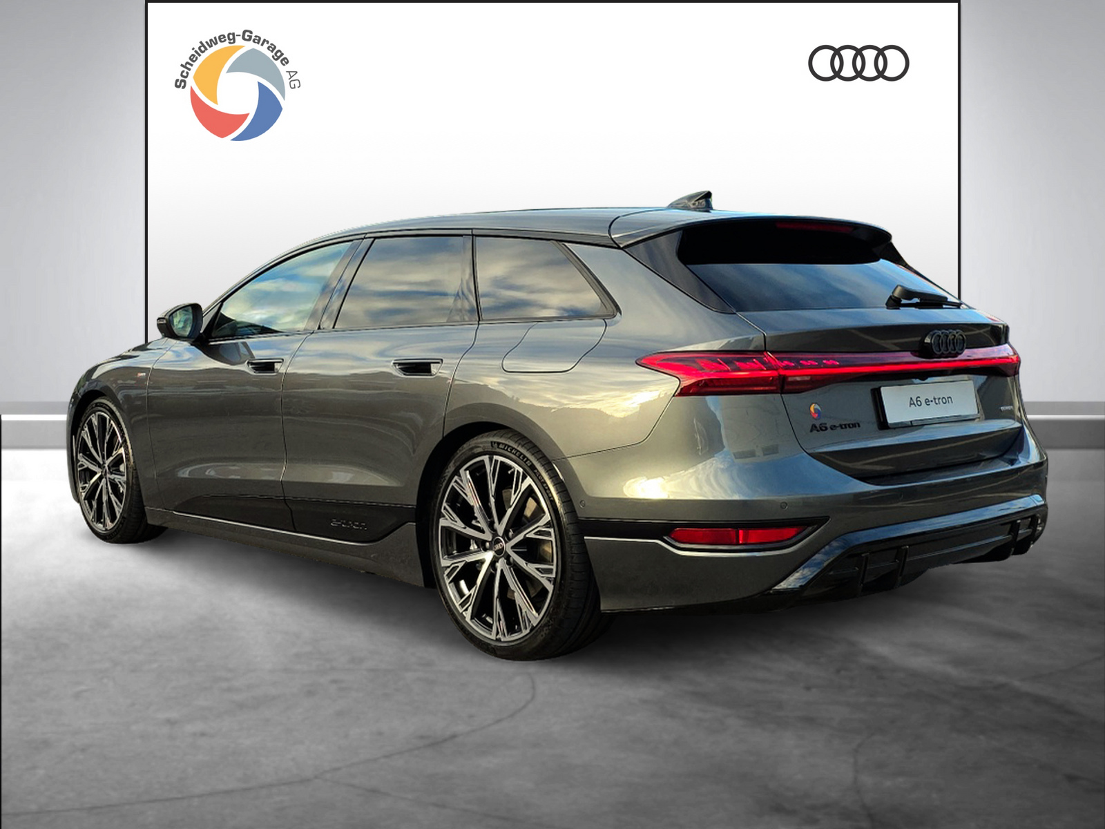 AUDI A6 Avant e-tron quattro-image-12