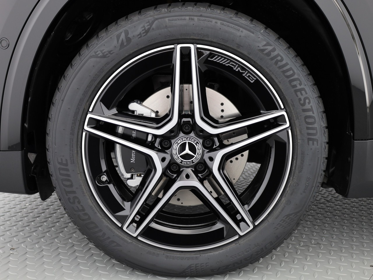 MERCEDES-BENZ GLA 200 7G-DCT-image-22