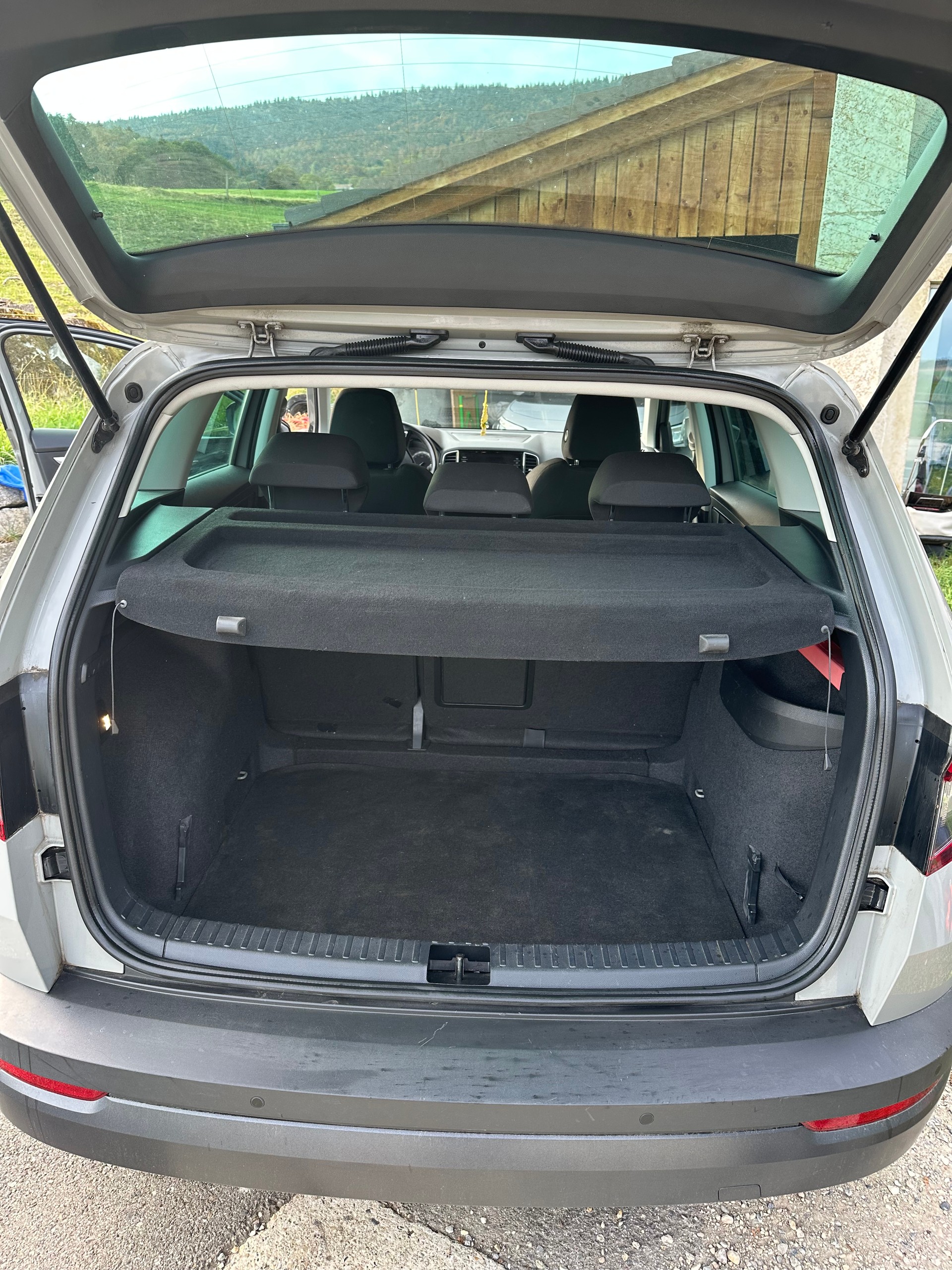 SKODA 2.0 TDI Ambition 4x4-image-3