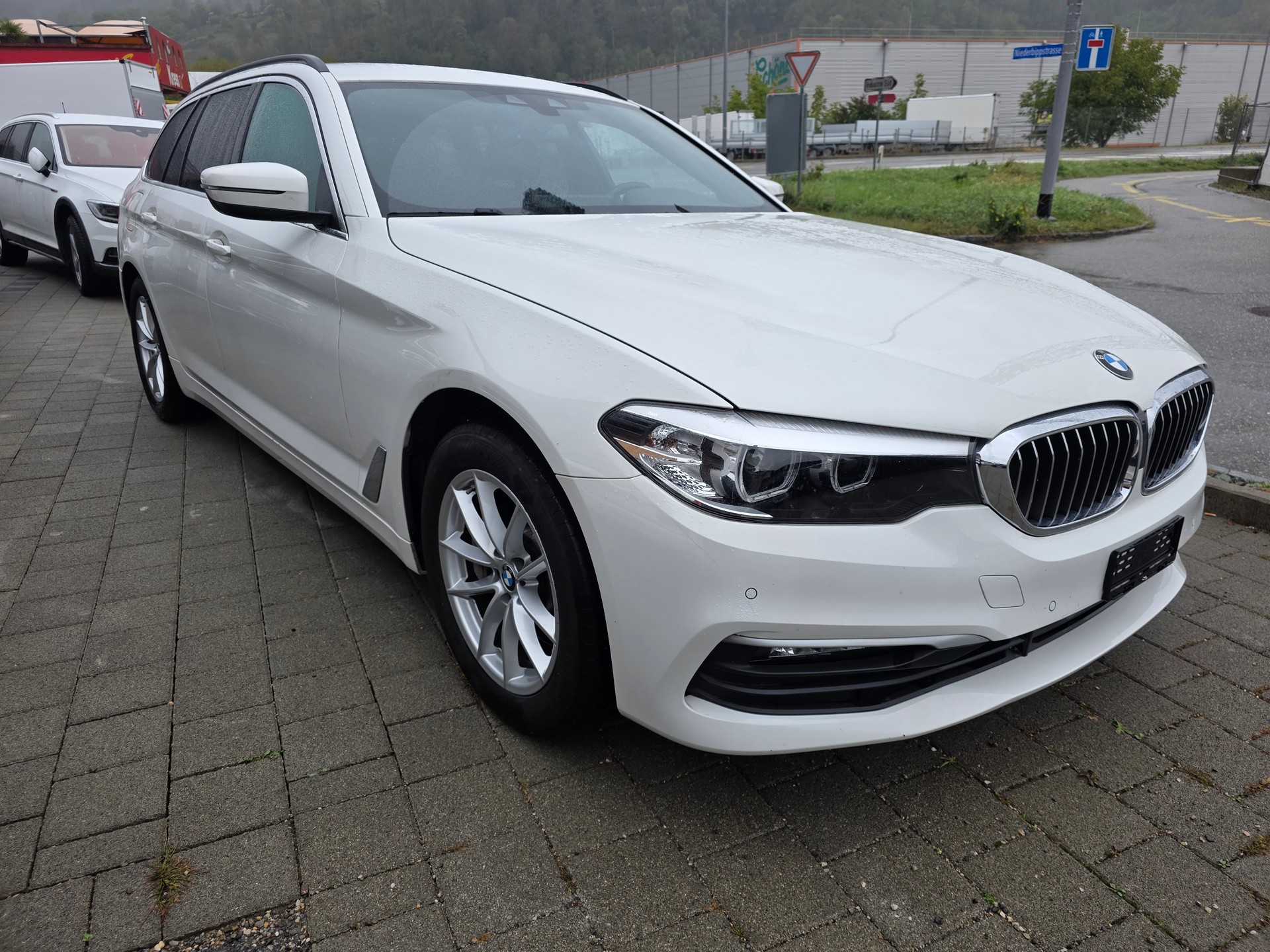 BMW 530d xDrive Touring Steptronic-image-3