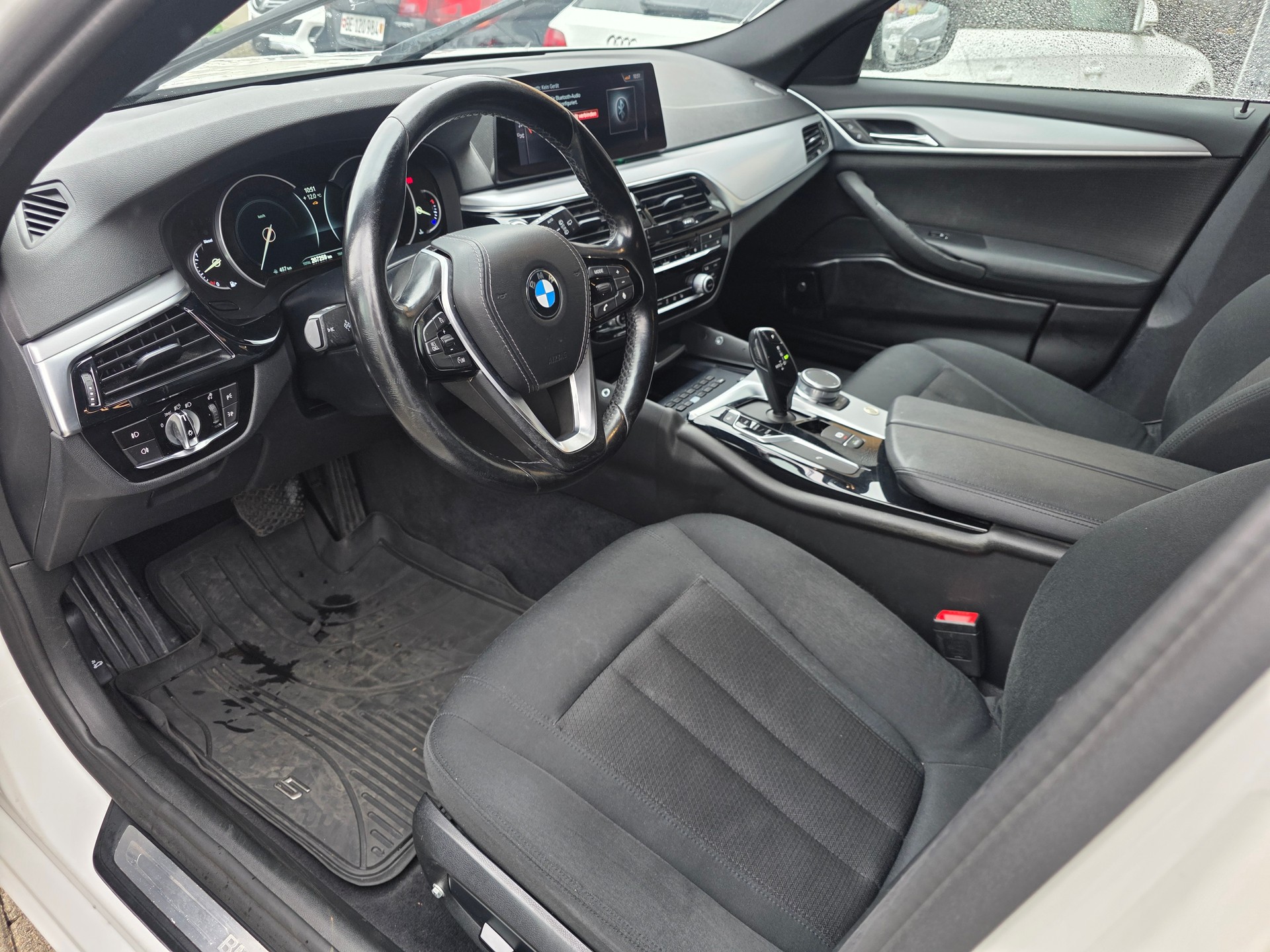 BMW 530d xDrive Touring Steptronic-image-8