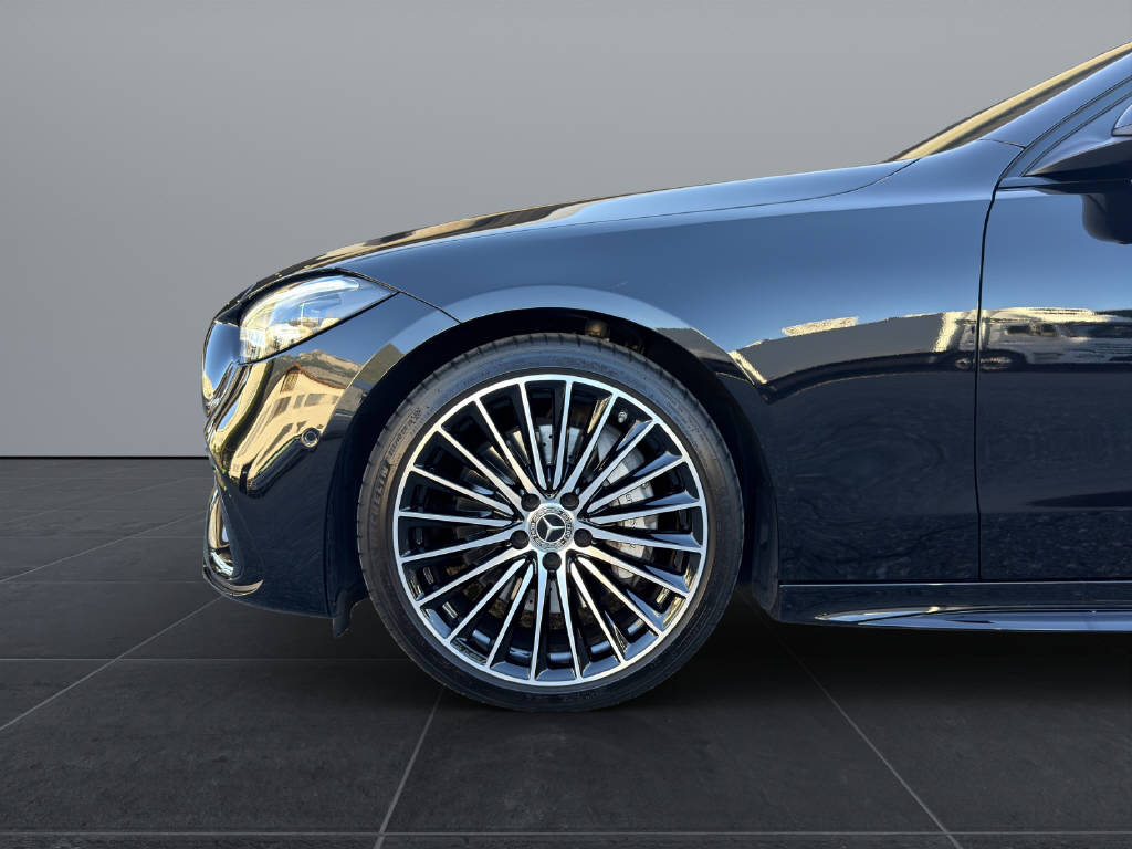 MERCEDES-BENZ C 200 AMG Line-image-12