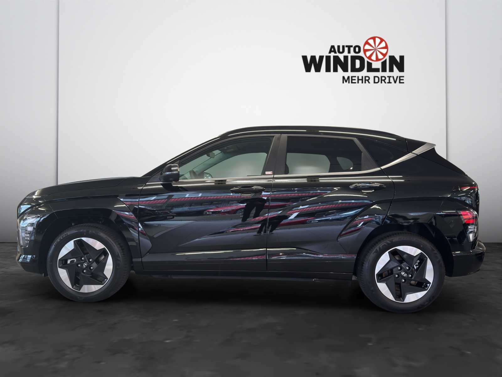HYUNDAI Kona 65,4 kWh Electric Amplia MY26-showroom-element-2