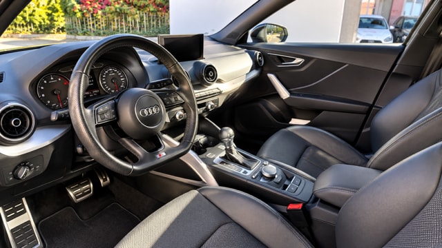 AUDI Q2 35 TFSI S-tronic-image-5