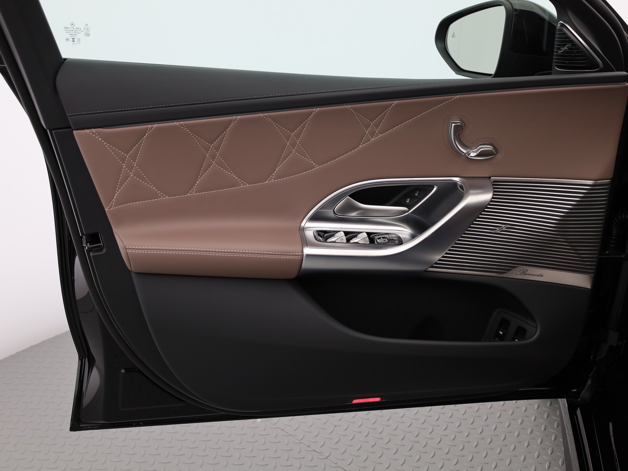MERCEDES-BENZ C400 4Matic elektrisch-image-15