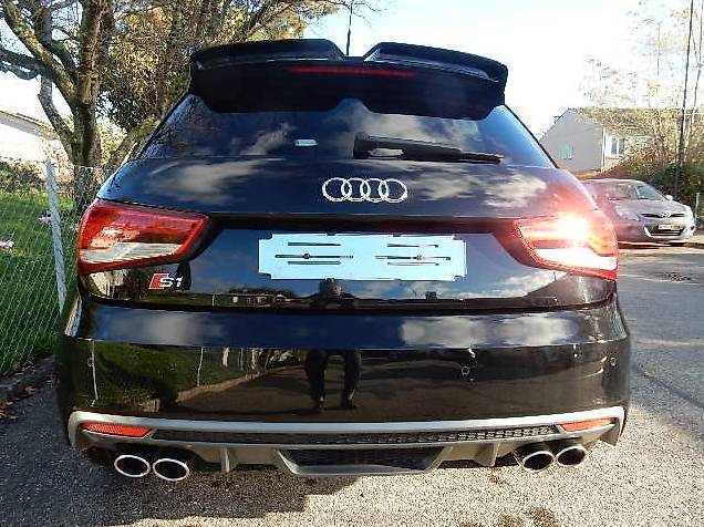 AUDI S1 Sportback 2.0 TFSI quattro-image-2
