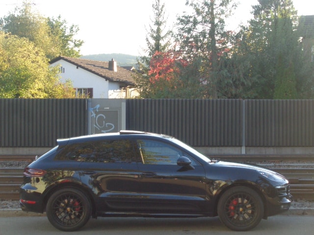 PORSCHE Macan GTS PDK-image-14